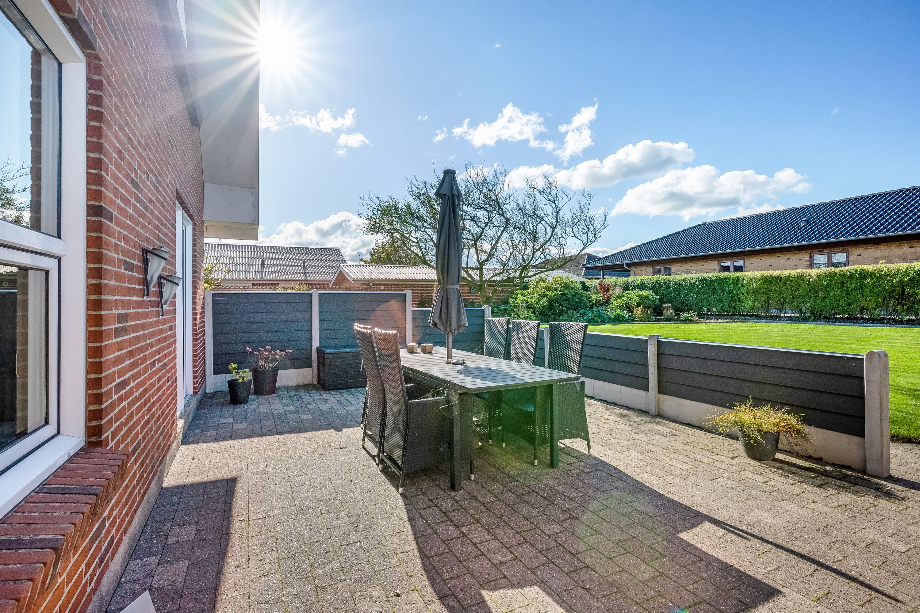 Fremhævet terrasse billede i fuldskærmstilstand. Billede af Frejasvej 23, Nørlem, 7620 Lemvig