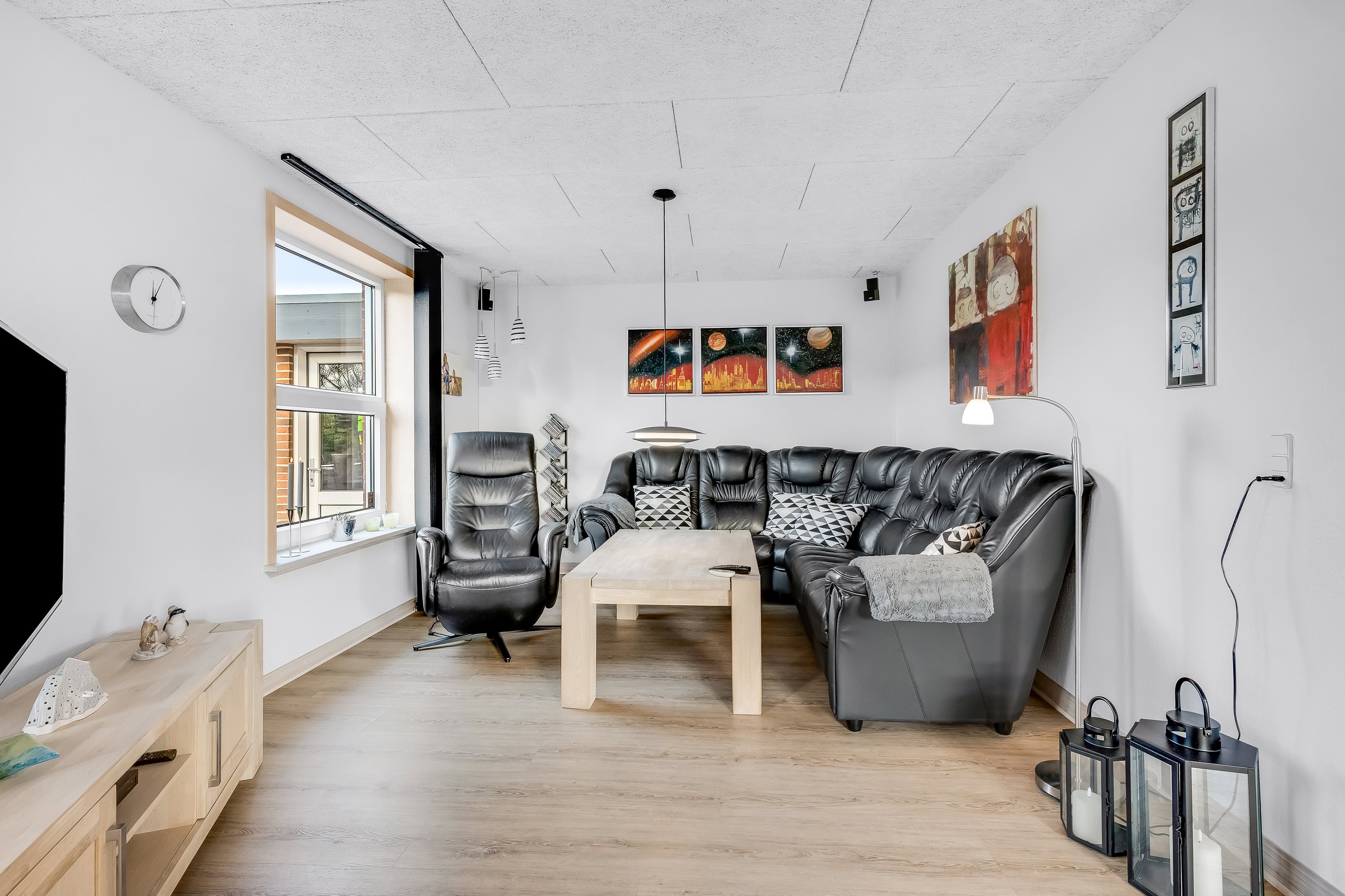 Fremhævet stue billede i fuldskærmstilstand. Billede af Frejasvej 23, Nørlem, 7620 Lemvig