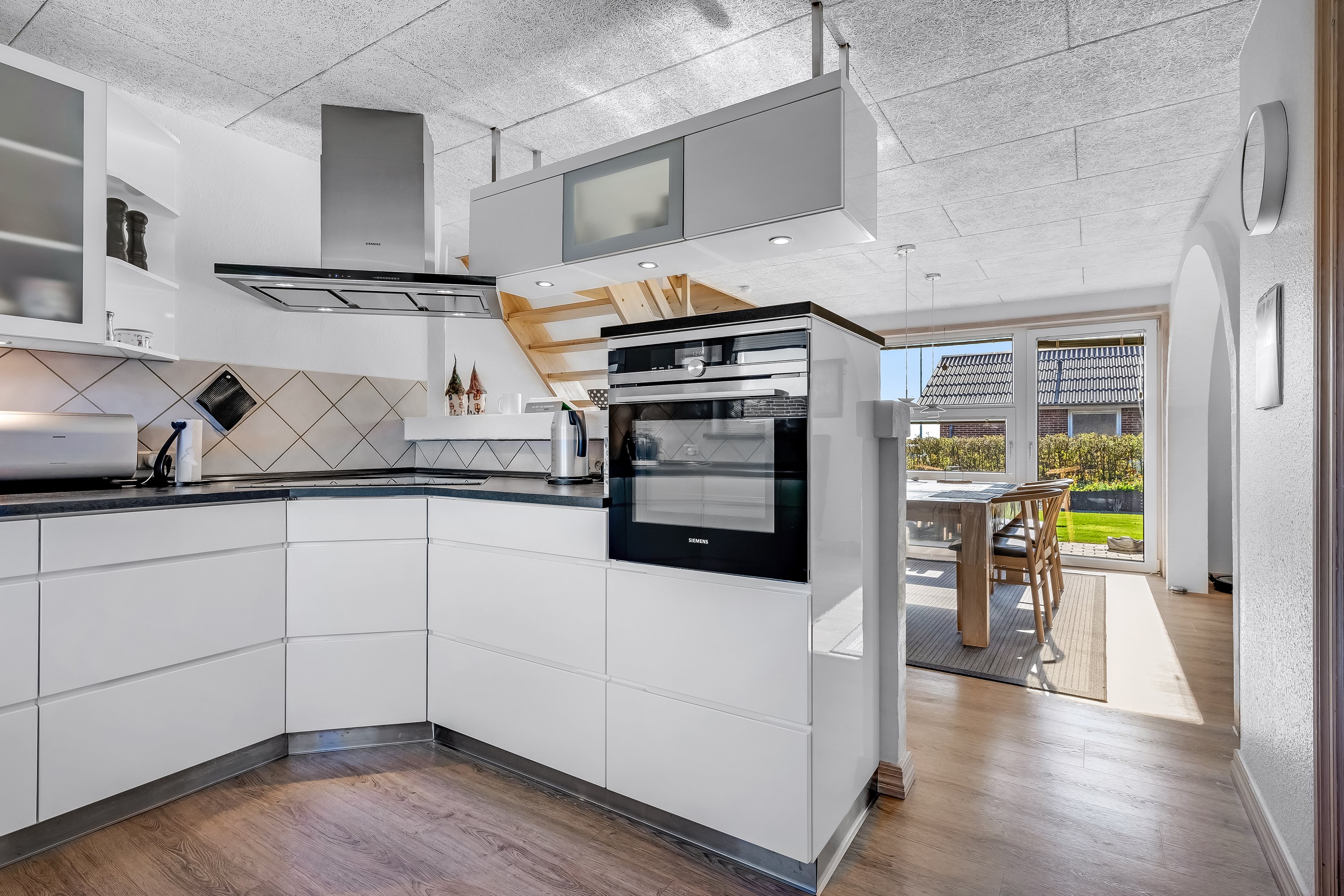 Fremhævet køkken alrum billede i fuldskærmstilstand. Billede af Frejasvej 23, Nørlem, 7620 Lemvig