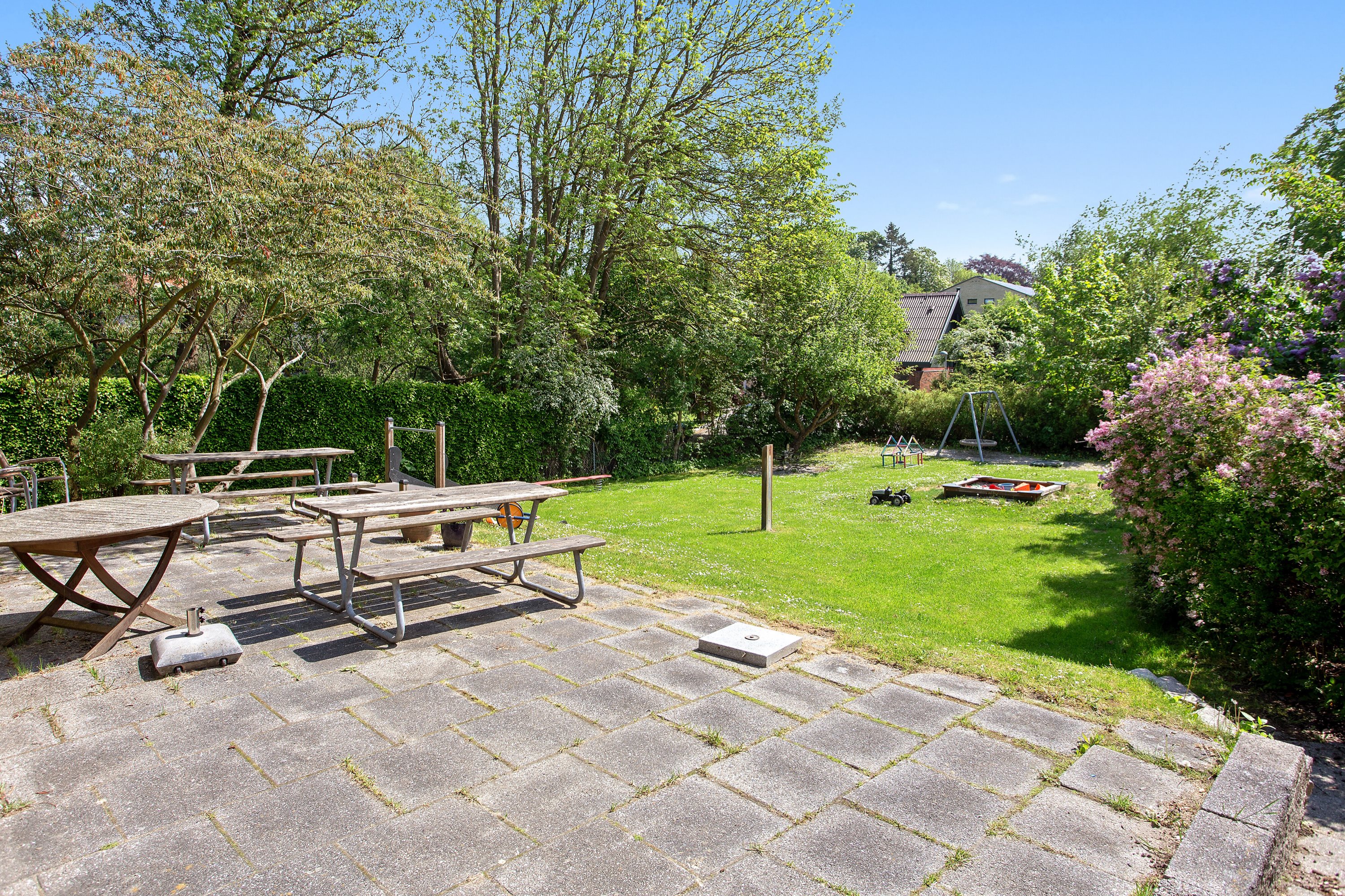 Fremhævet terrasse billede i fuldskærmstilstand. Billede af Gutfeldtsvej 3, 2970 Hørsholm