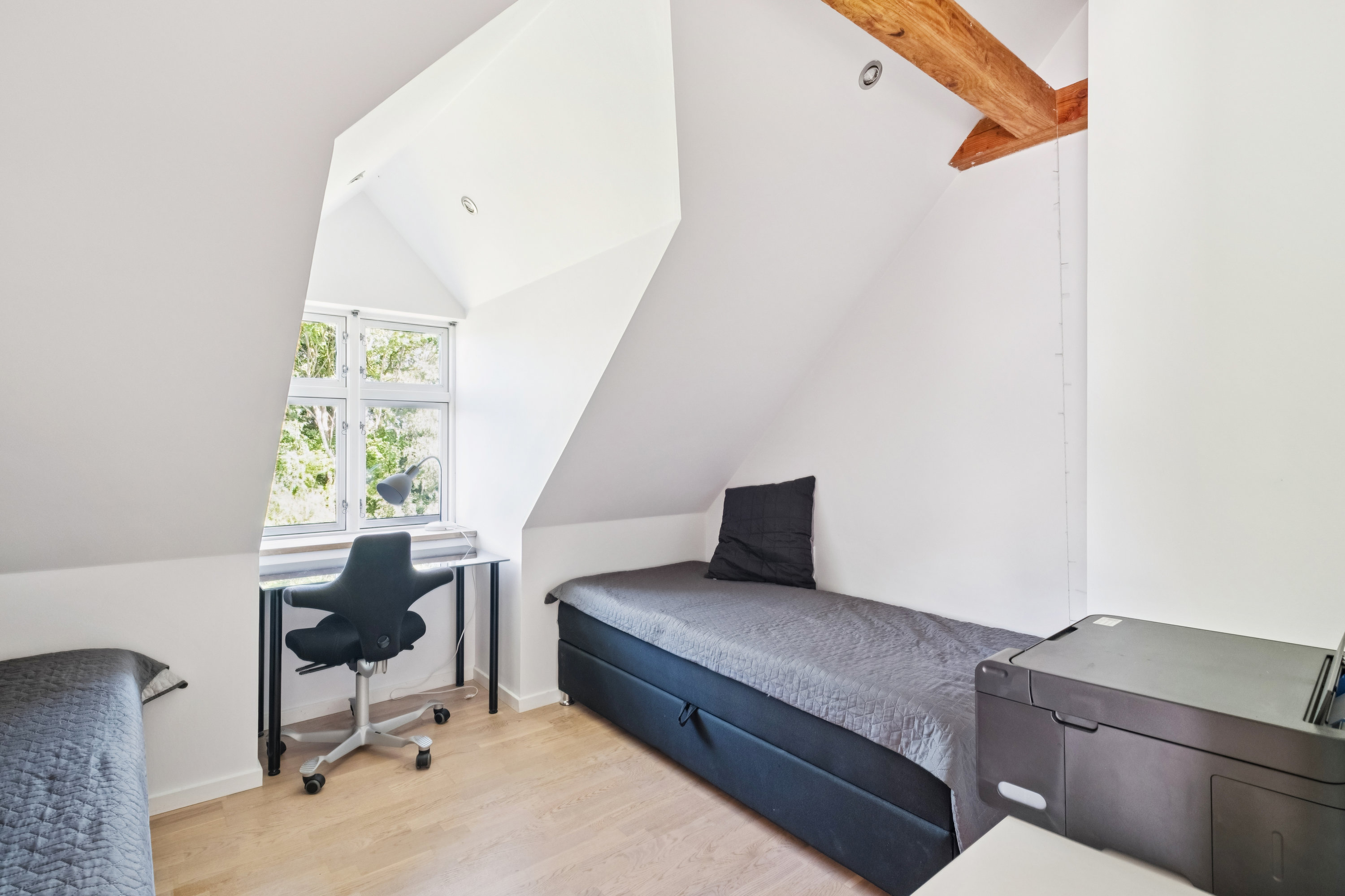 Fremhævet værelse billede i fuldskærmstilstand. Billede af Ellidshøj Banevej 27, 9230 Svenstrup J