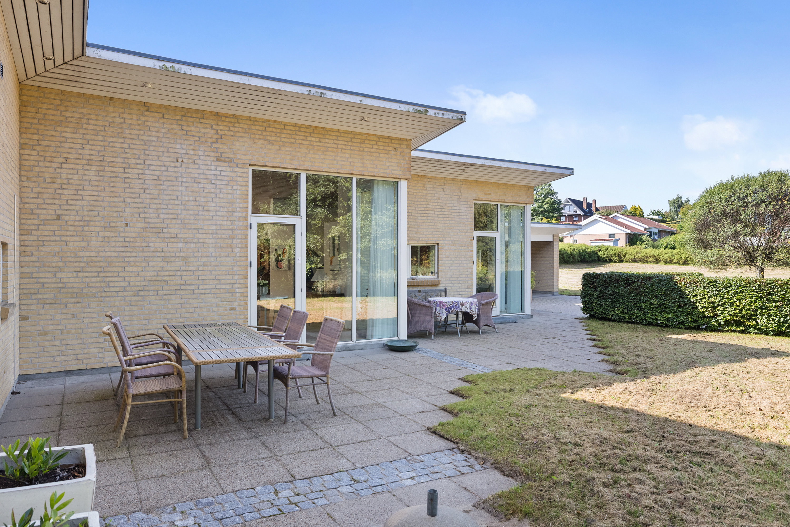 Fremhævet terrasse billede i fuldskærmstilstand. Billede af Katterhøjvej 28, Skåde, 8270 Højbjerg