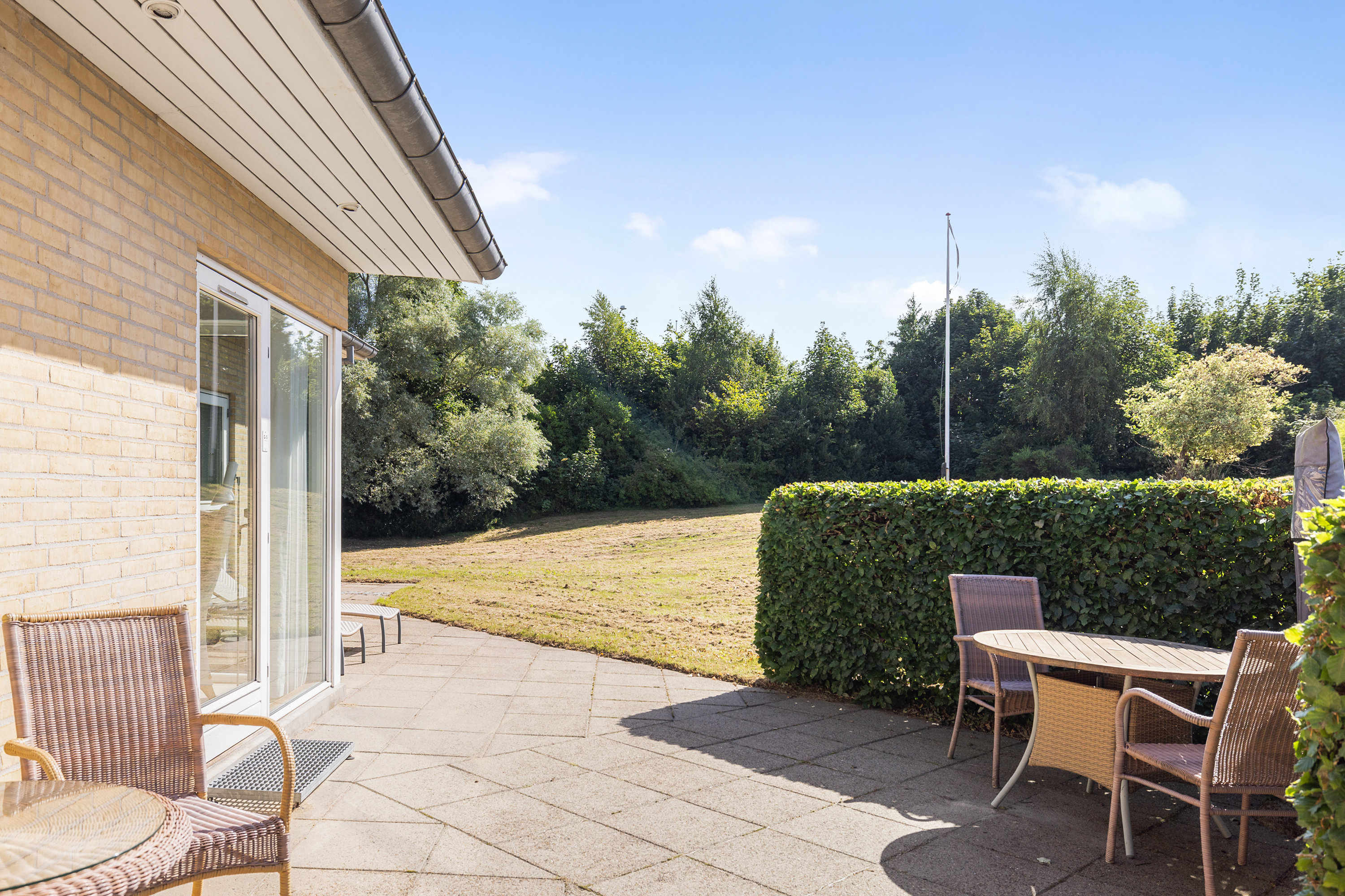 Fremhævet terrasse billede i fuldskærmstilstand. Billede af Katterhøjvej 28, Skåde, 8270 Højbjerg