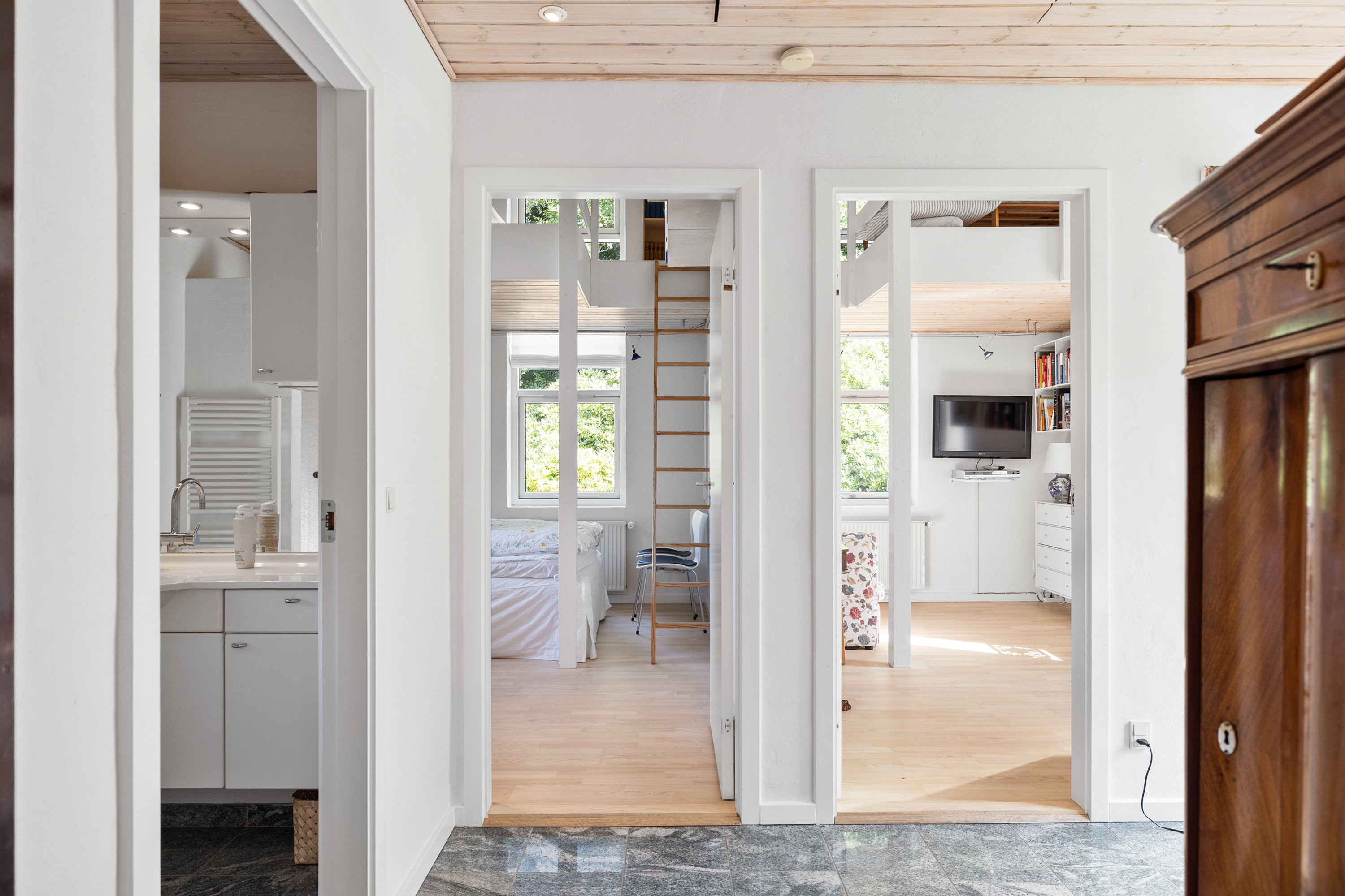 Fremhævet gang billede i fuldskærmstilstand. Billede af Katterhøjvej 28, Skåde, 8270 Højbjerg