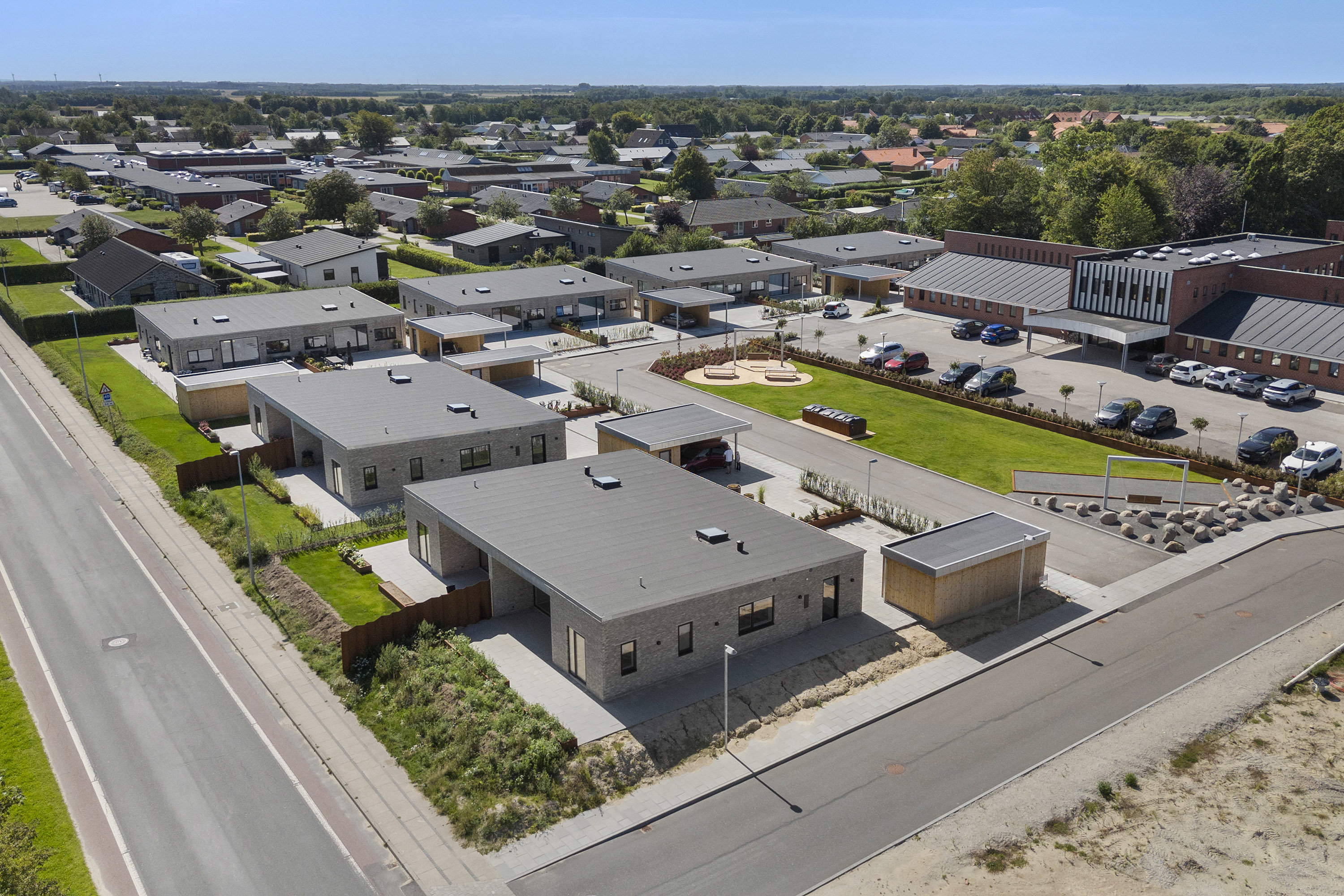 Fremhævet luftfoto billede i fuldskærmstilstand. Billede af Kornumgårdsvej 16, 9700 Brønderslev