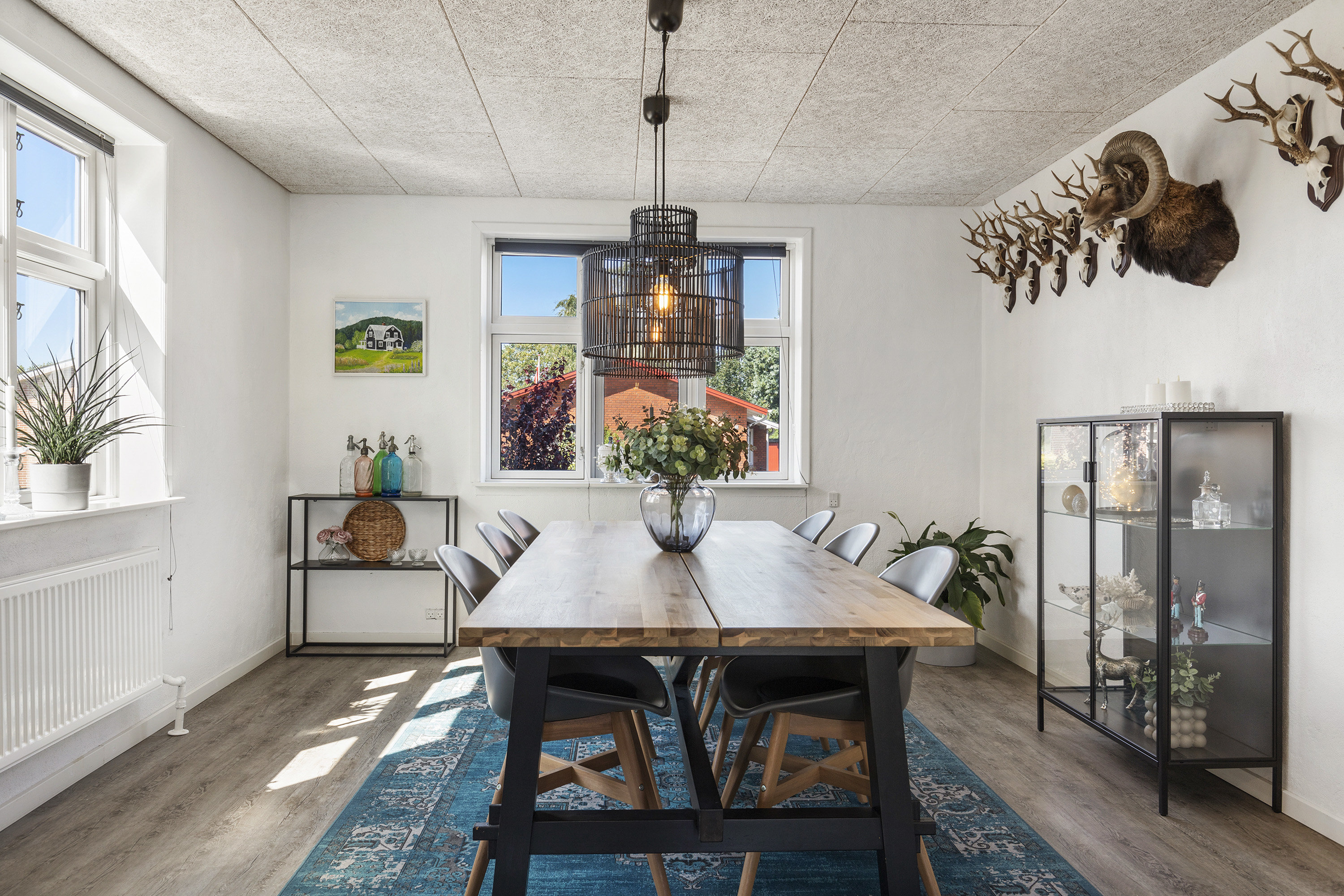 Fremhævet spisestue billede i fuldskærmstilstand. Billede af Smalbyvej 50, 9700 Brønderslev