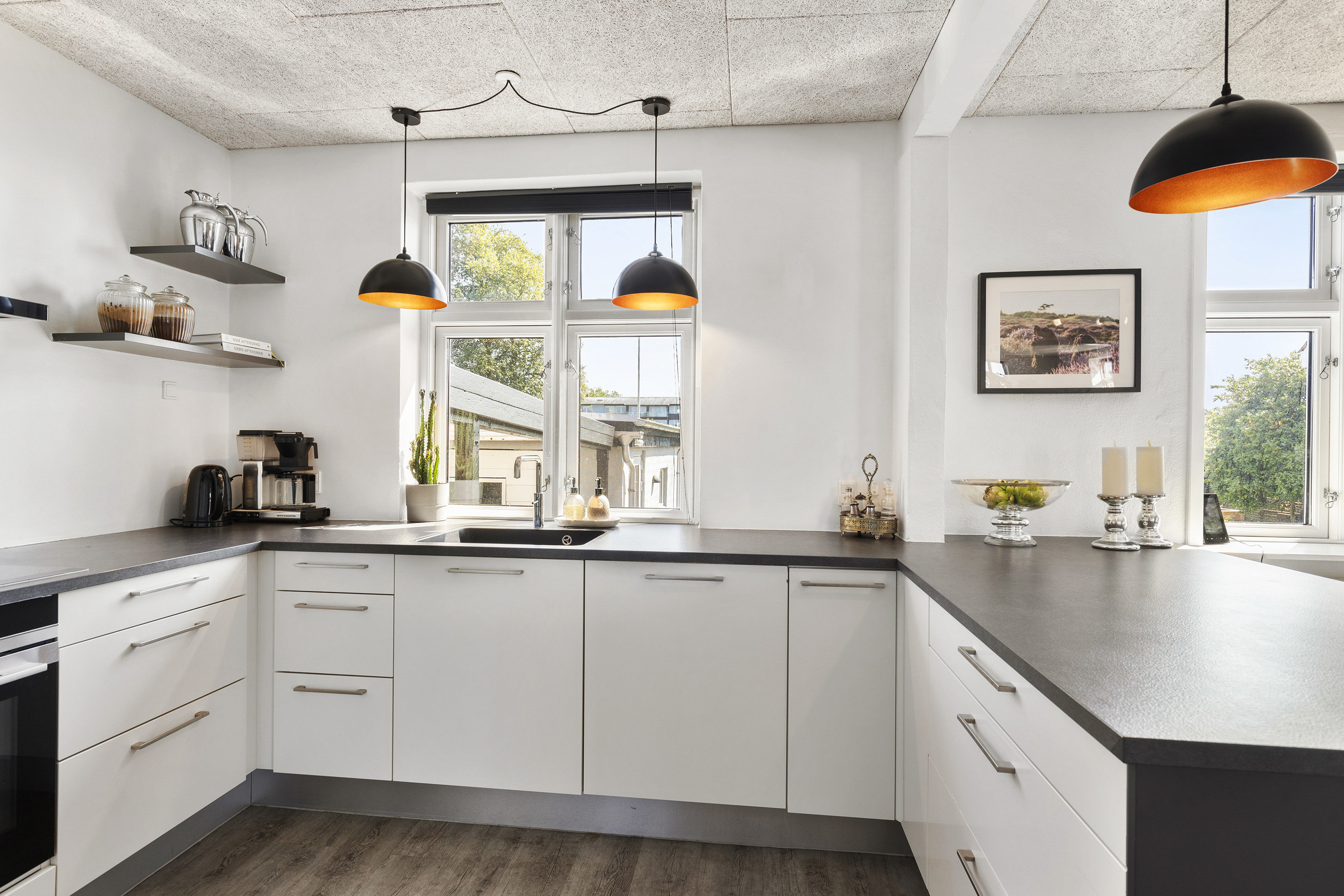 Miniaturebillede 1: køkken. Billede af Smalbyvej 50, 9700 Brønderslev