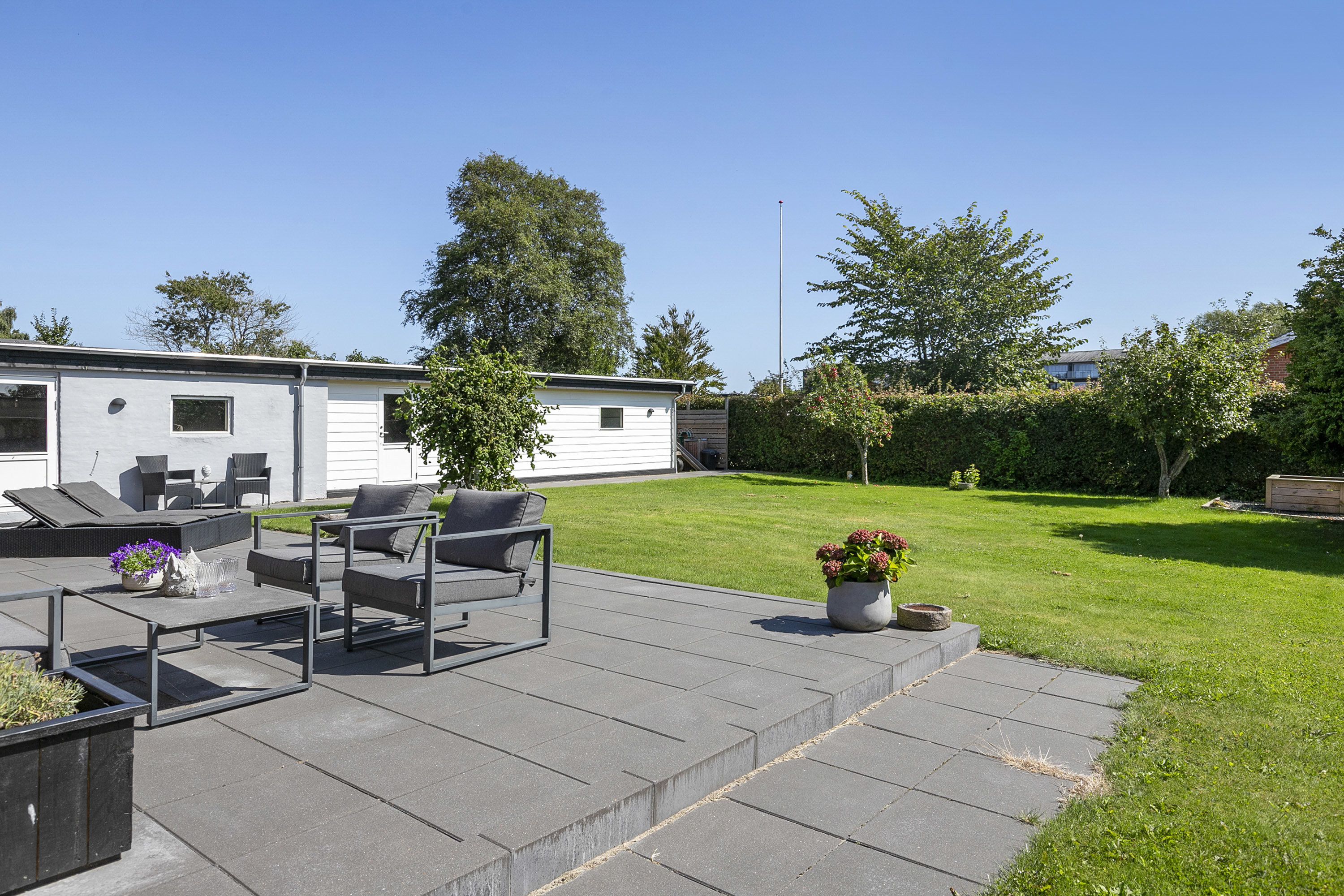 Fremhævet terrasse billede i fuldskærmstilstand. Billede af Smalbyvej 50, 9700 Brønderslev