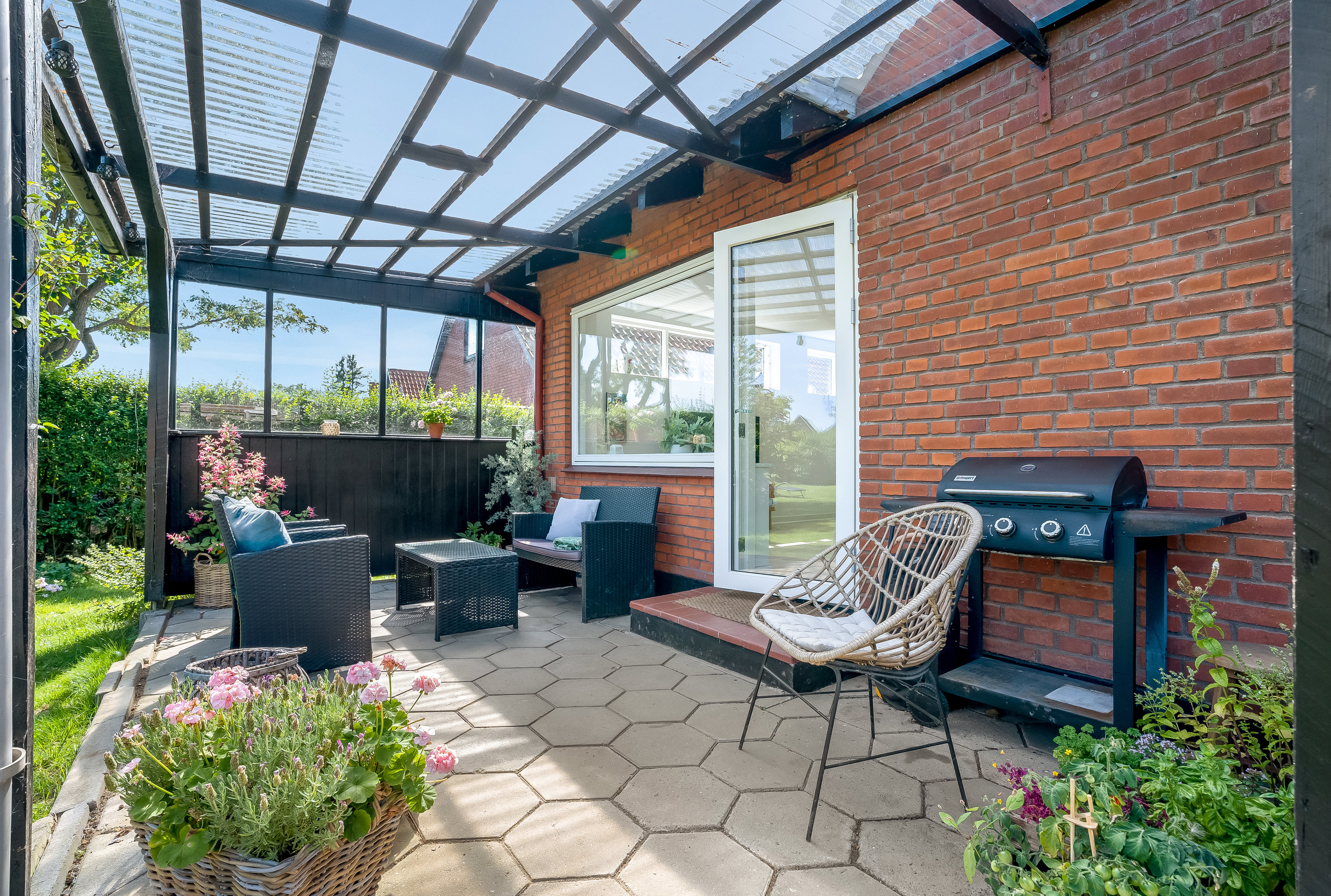 Fremhævet overdækket terrasse billede i fuldskærmstilstand. Billede af Monrads Vej 8, 4930 Maribo