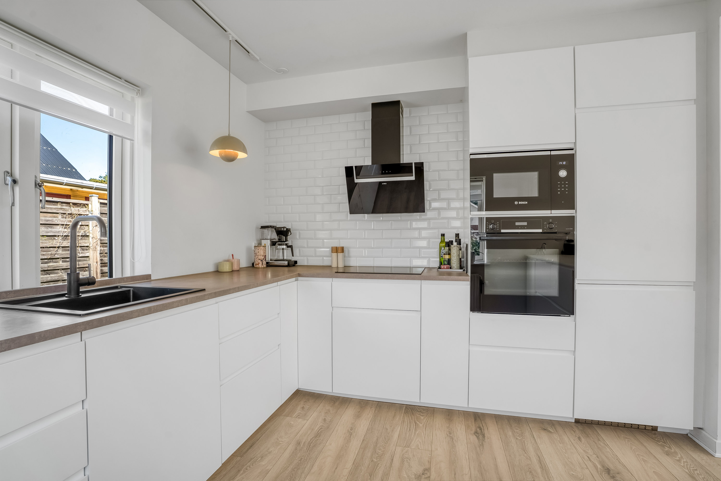 Fremhævet køkken billede i fuldskærmstilstand. Billede af Monrads Vej 8, 4930 Maribo