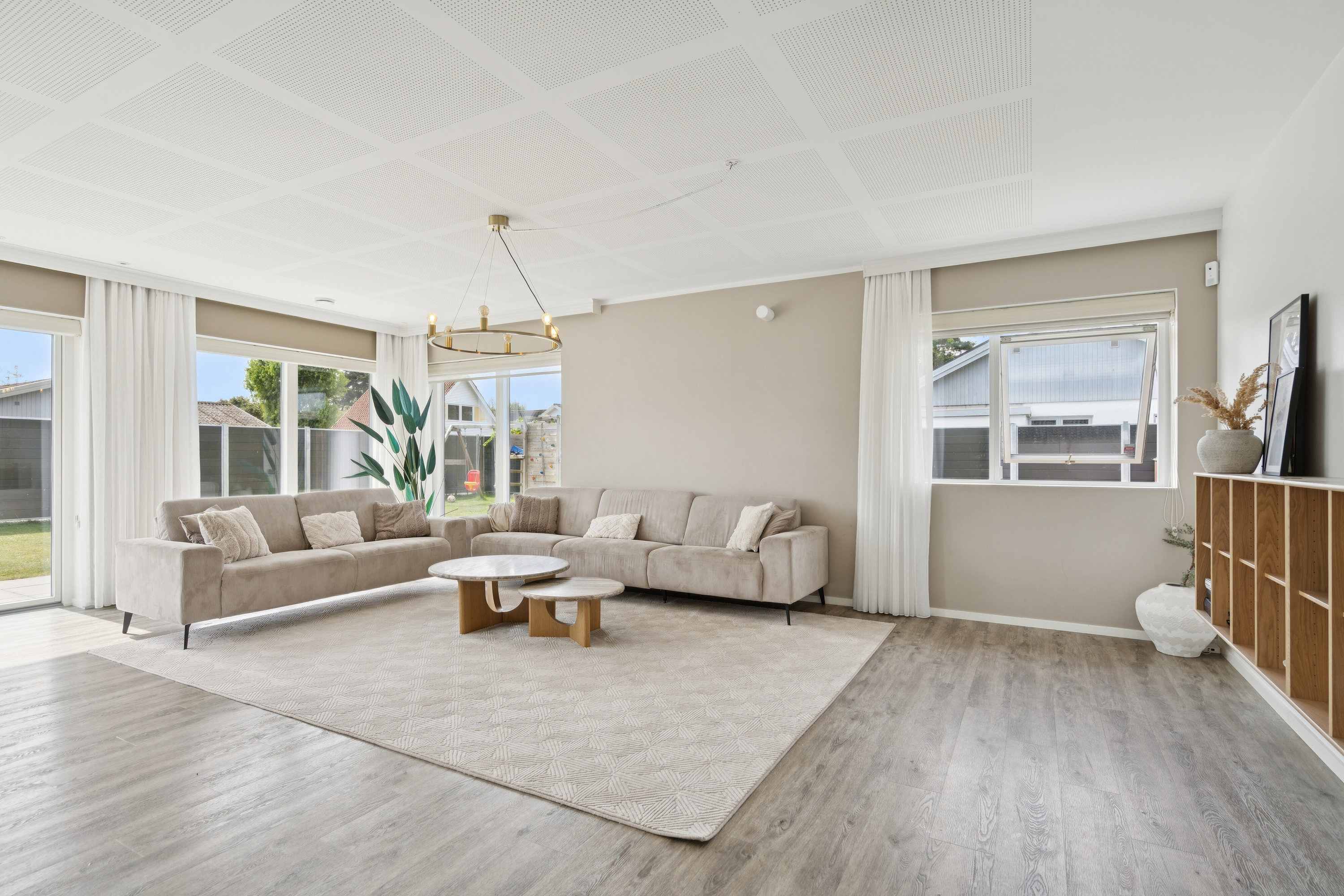 Miniaturebillede 1: stue. Billede af Fjeldstedvej 25, 2650 Hvidovre