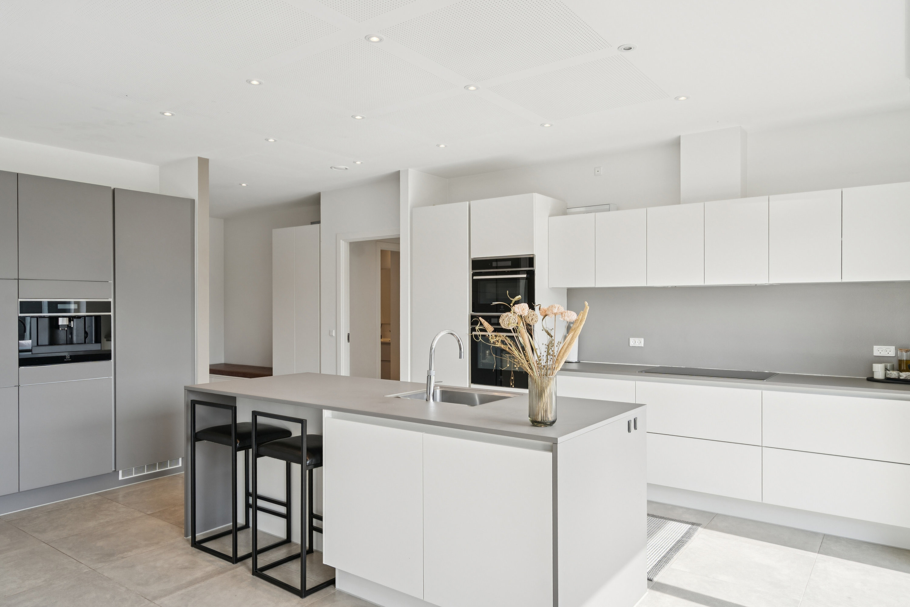 Fremhævet køkken billede i fuldskærmstilstand. Billede af Fjeldstedvej 25, 2650 Hvidovre