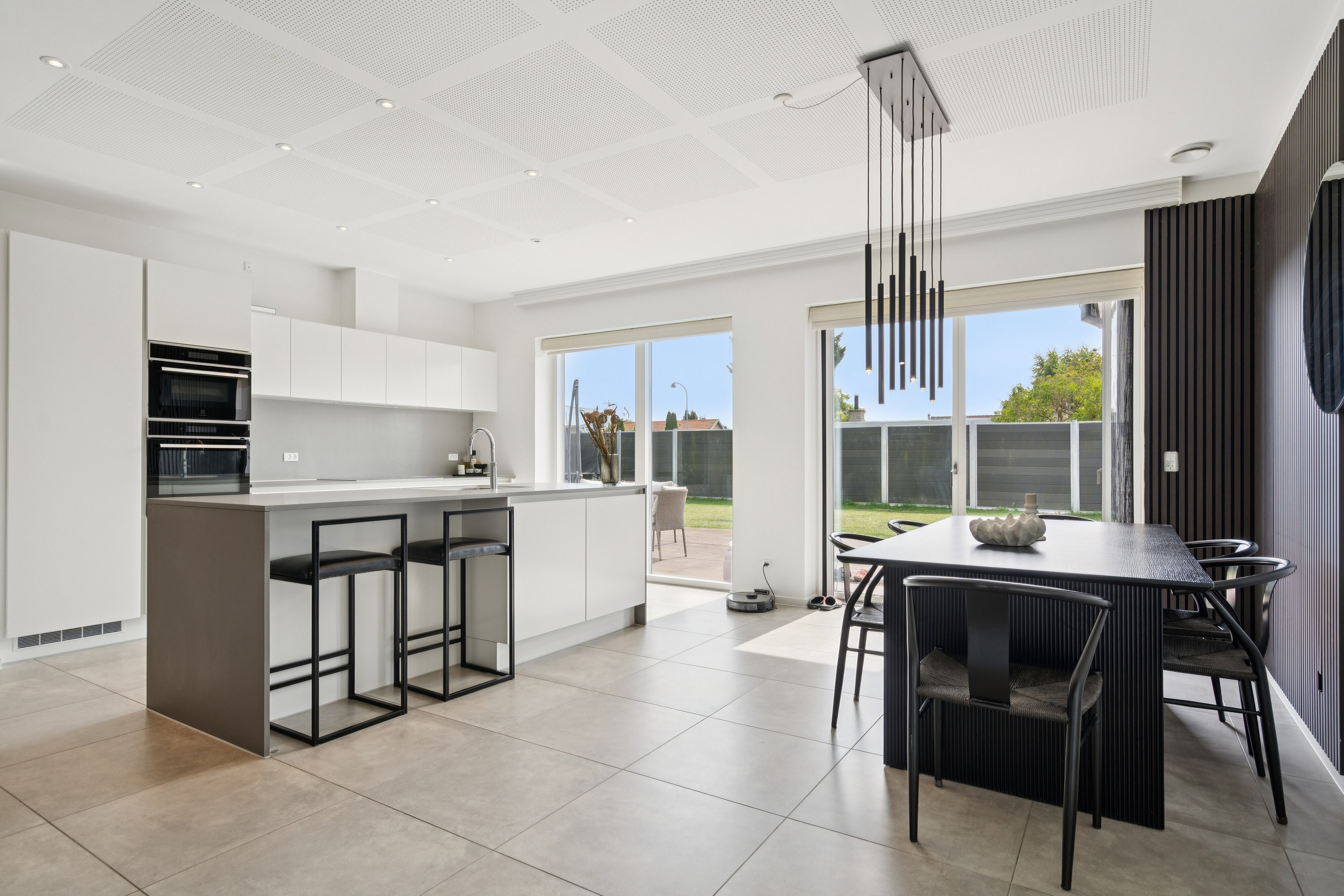 Fremhævet spisestue billede i fuldskærmstilstand. Billede af Fjeldstedvej 25, 2650 Hvidovre