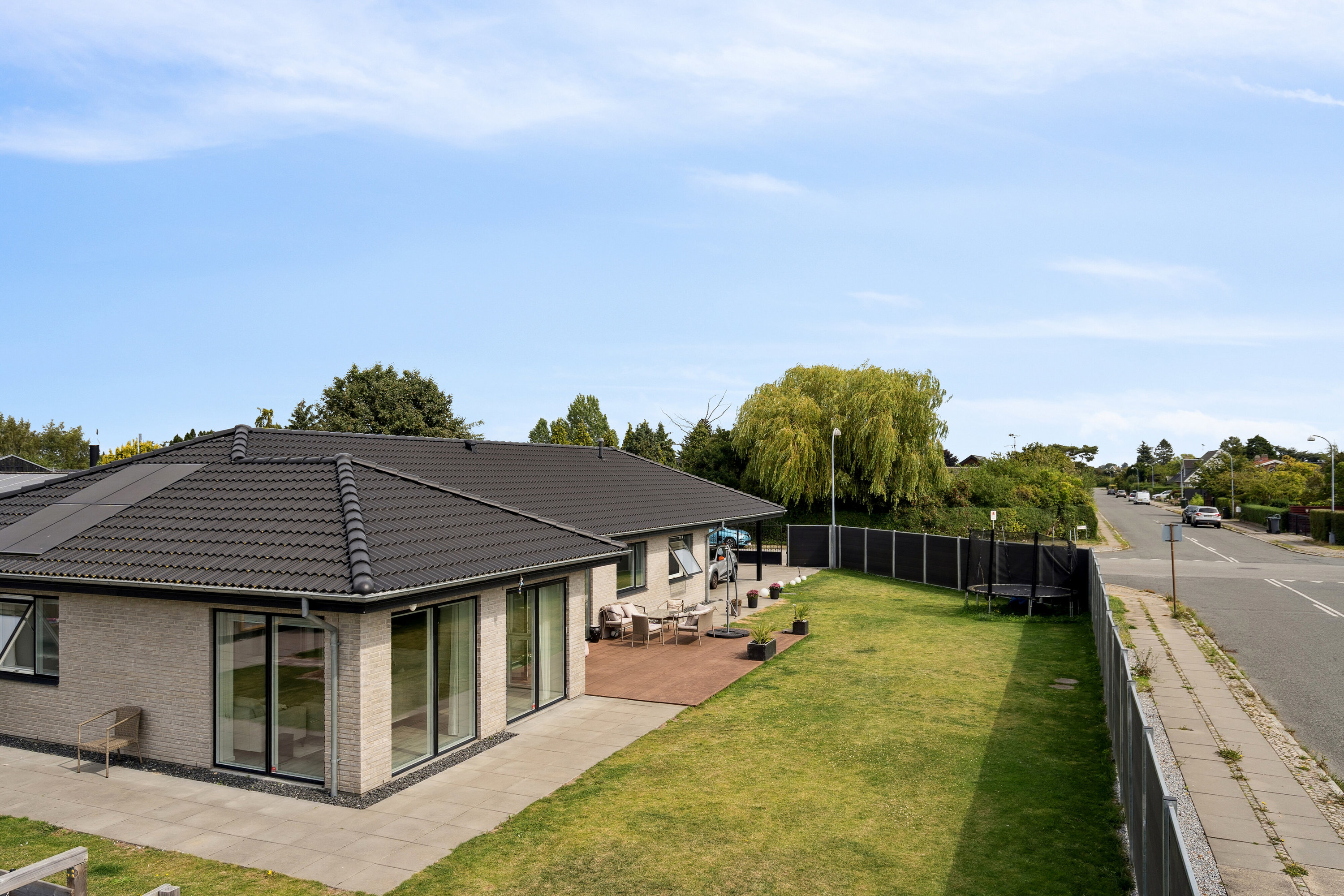 Fremhævet udendørs billede i fuldskærmstilstand. Billede af Fjeldstedvej 25, 2650 Hvidovre