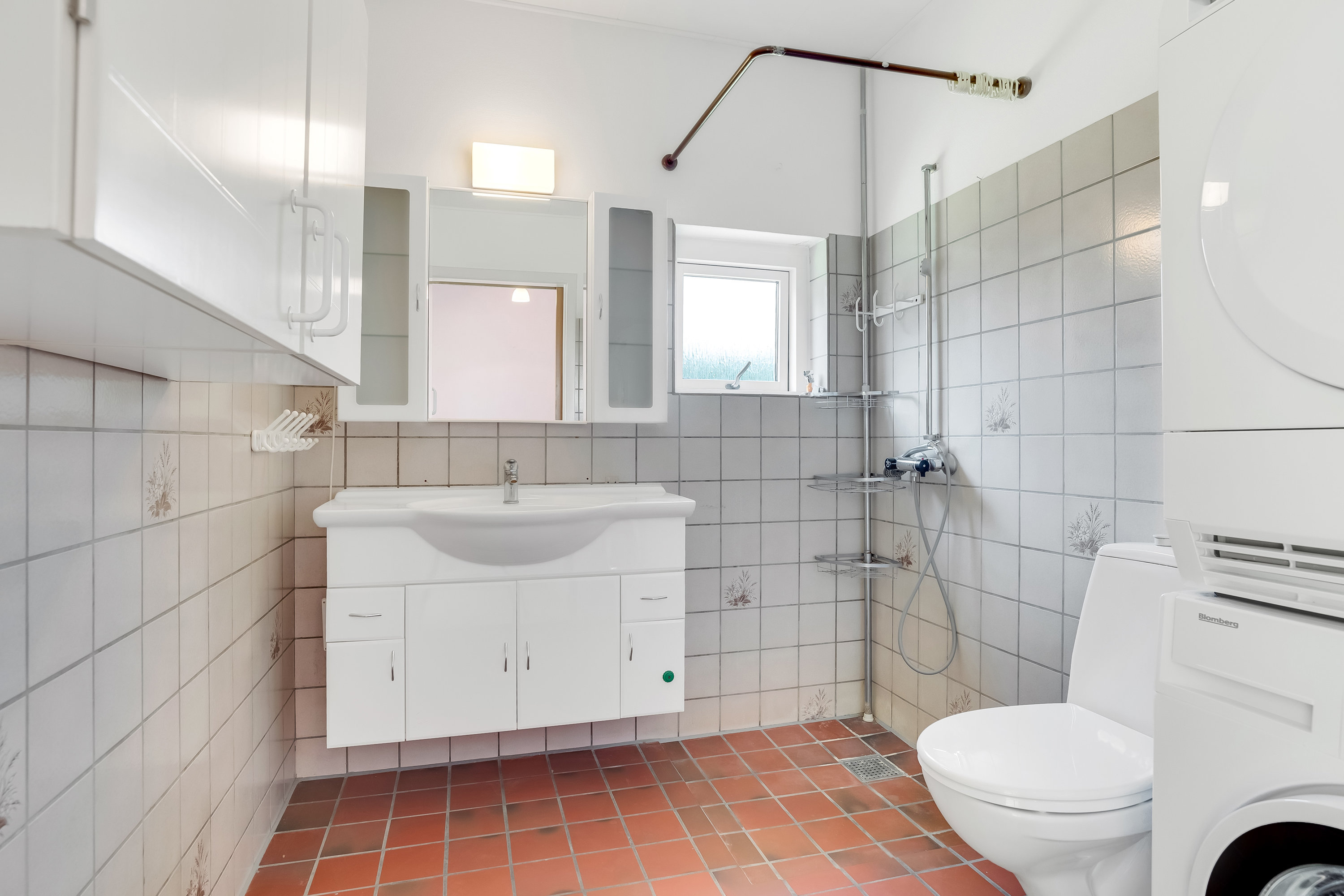 Fremhævet badeværelse billede i fuldskærmstilstand. Billede af Kildeparken 31, 1., 7500 Holstebro