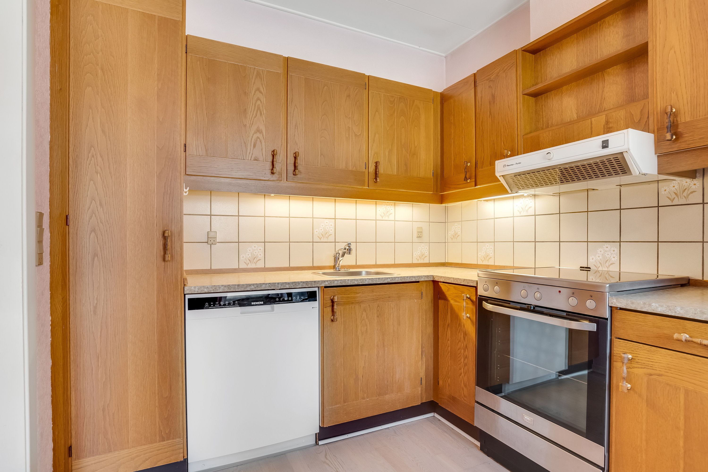 Fremhævet køkken billede i fuldskærmstilstand. Billede af Kildeparken 31, 1., 7500 Holstebro