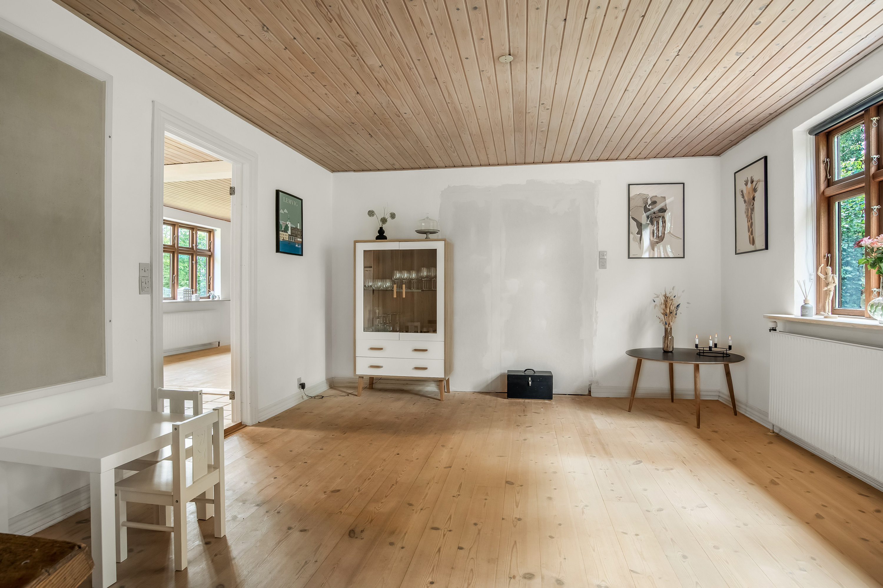 Fremhævet værelse billede i fuldskærmstilstand. Billede af Heldum Gamle Skole 4, Tørring, 7620 Lemvig