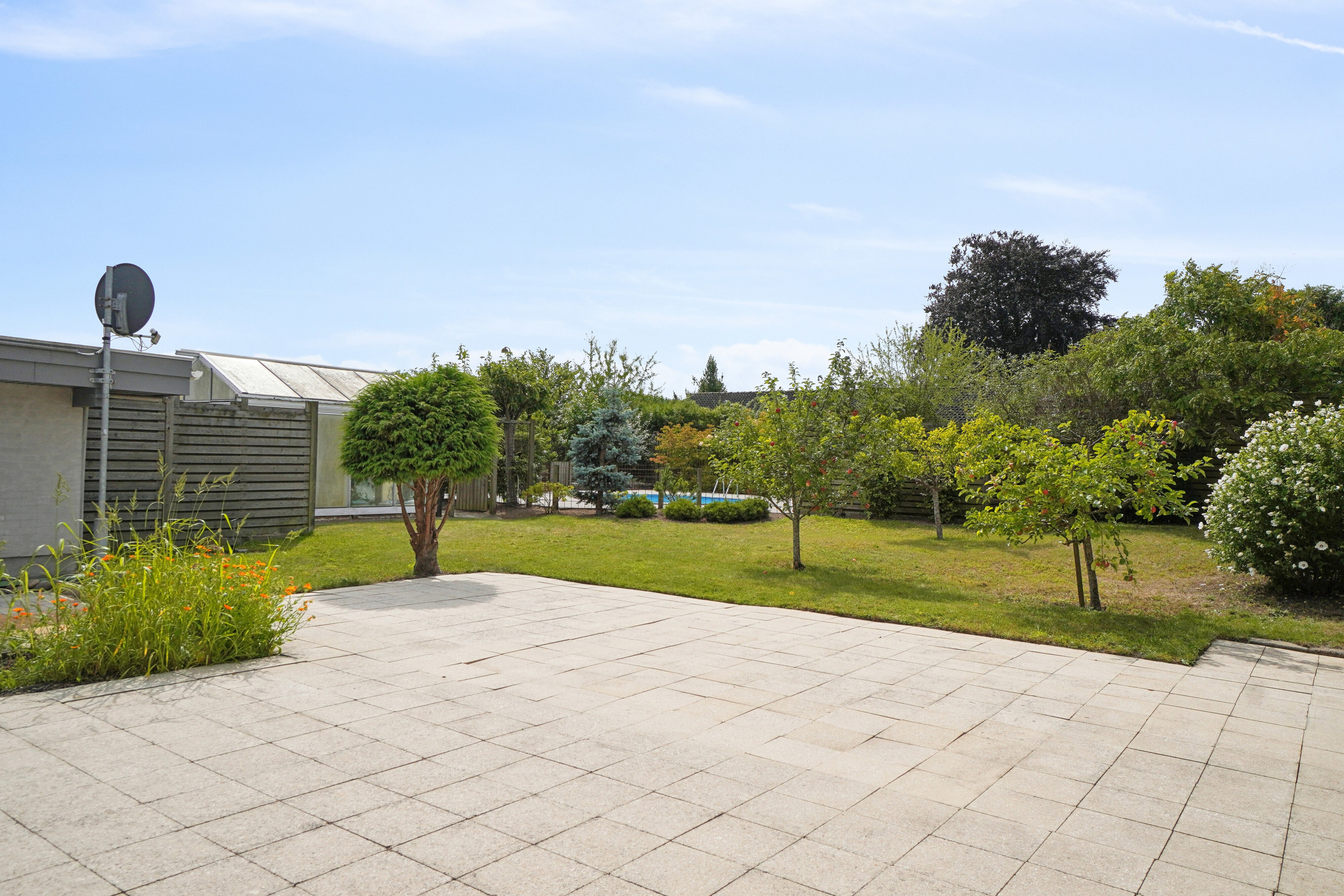 Fremhævet have billede i fuldskærmstilstand. Billede af Osvej 1, 4040 Jyllinge