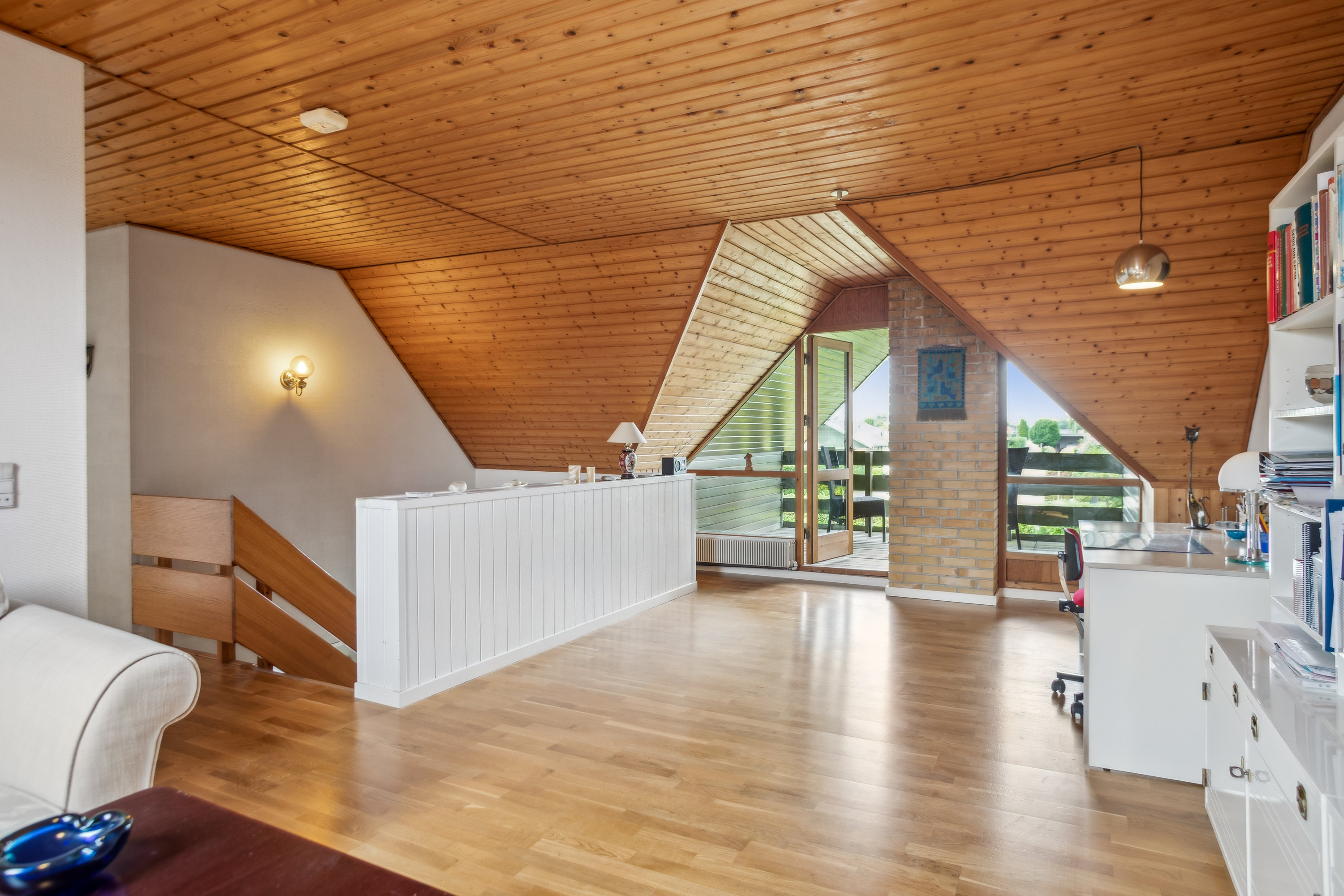 Fremhævet stue billede i fuldskærmstilstand. Billede af Midtervej 22, Sengeløse, 2630 Taastrup