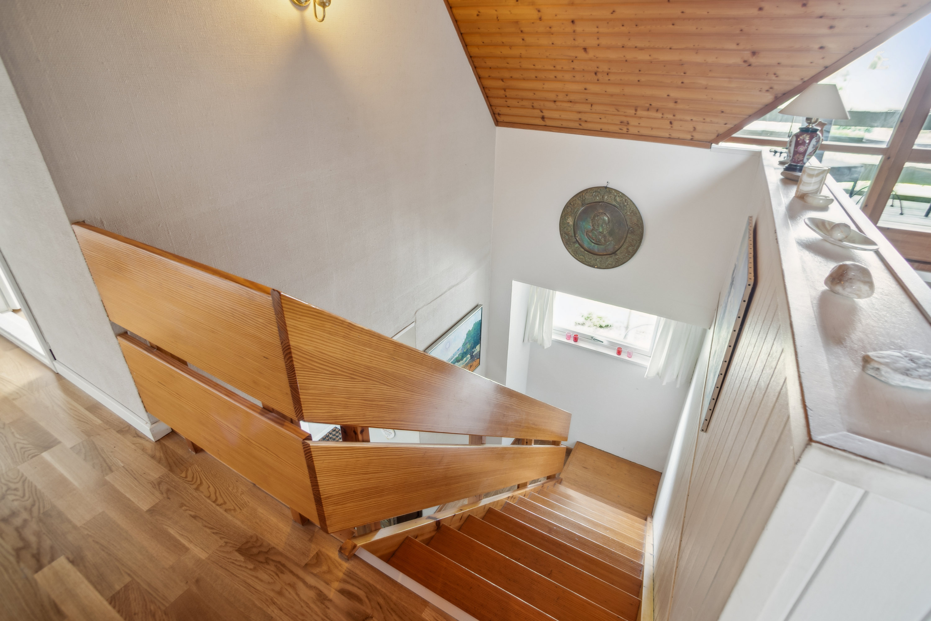 Fremhævet trappe billede i fuldskærmstilstand. Billede af Midtervej 22, Sengeløse, 2630 Taastrup