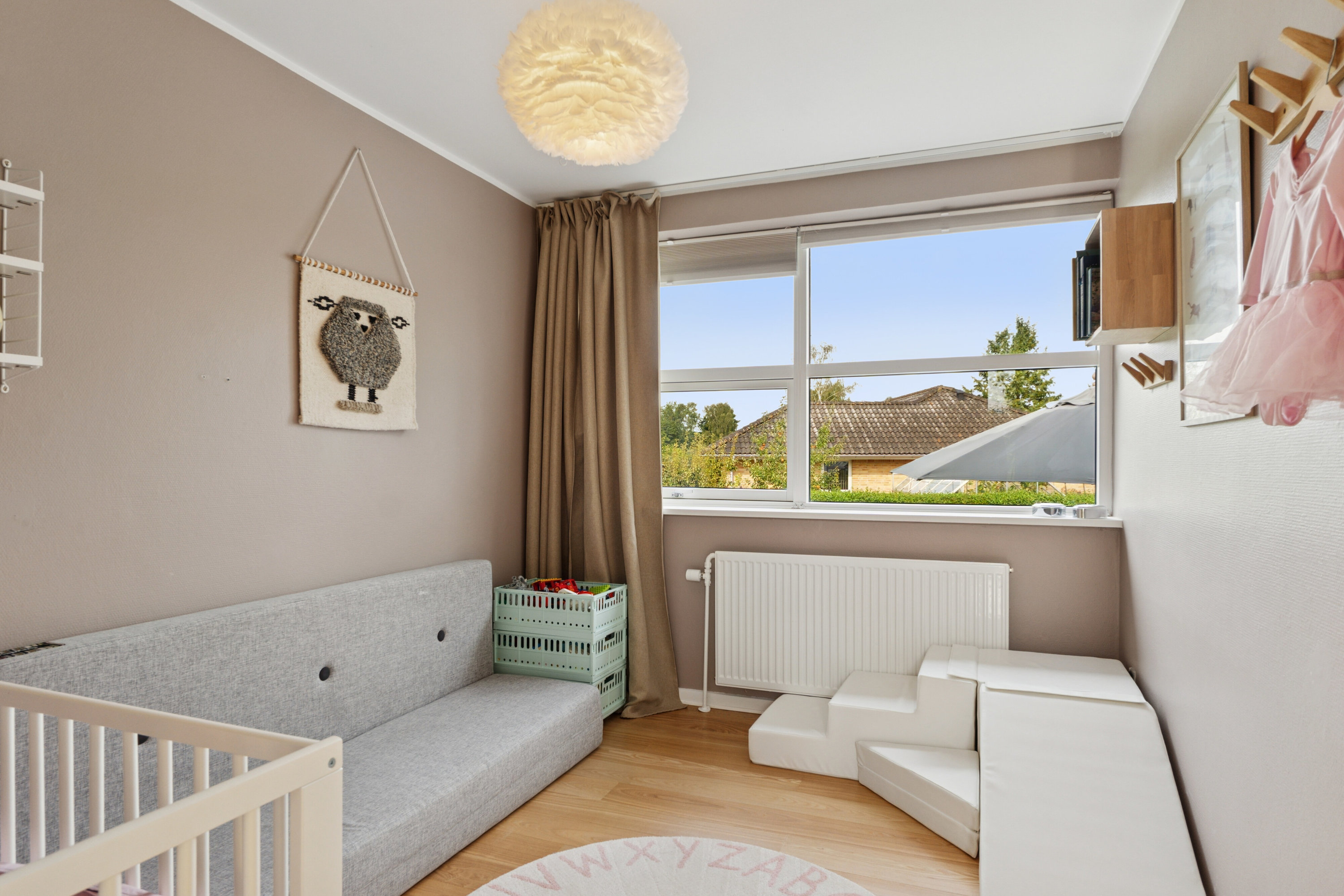 Fremhævet værelse billede i fuldskærmstilstand. Billede af Søskrænten 6, Slukefter, 5210 Odense NV