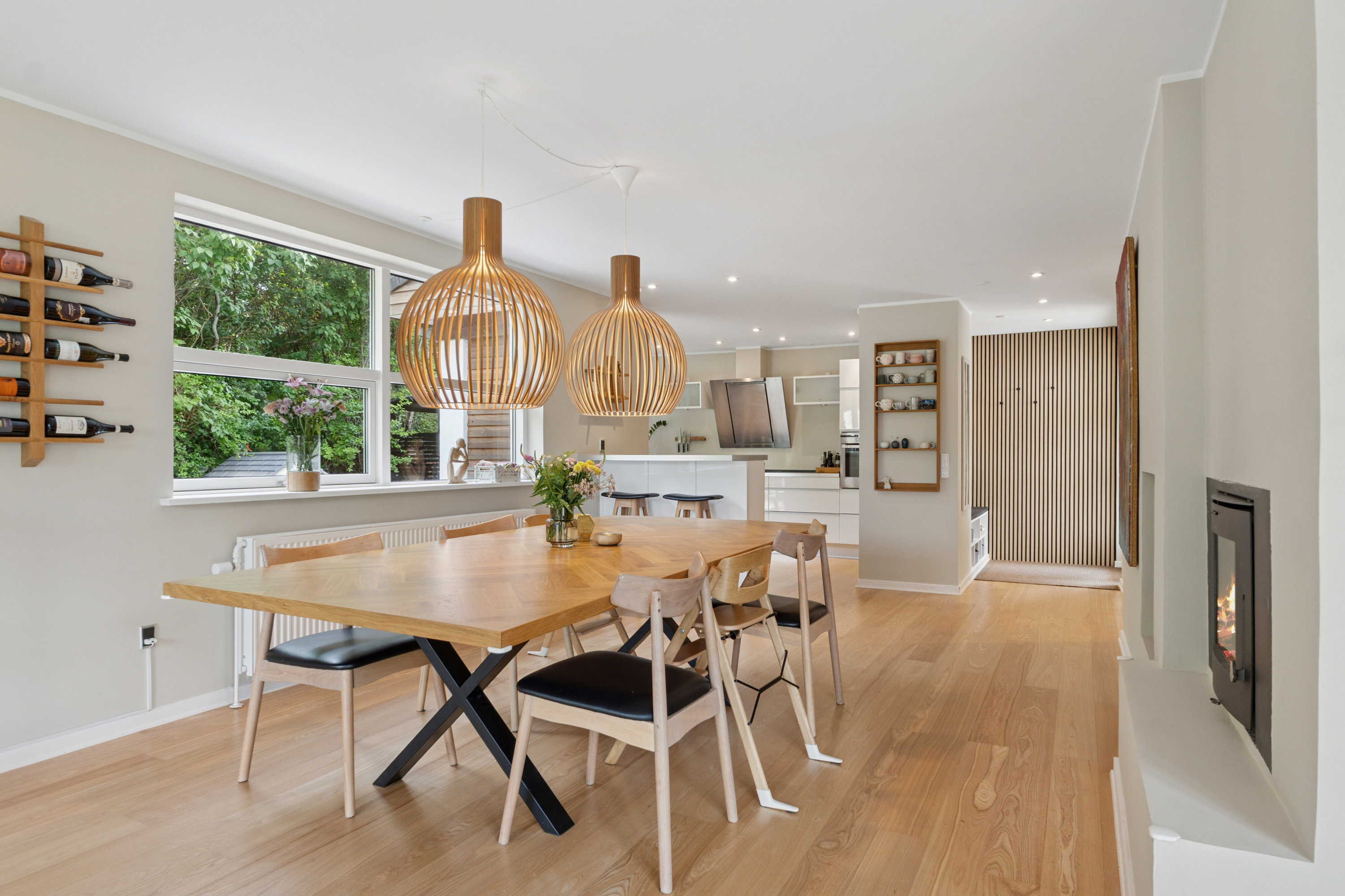 Fremhævet spisestue billede i fuldskærmstilstand. Billede af Søskrænten 6, Slukefter, 5210 Odense NV