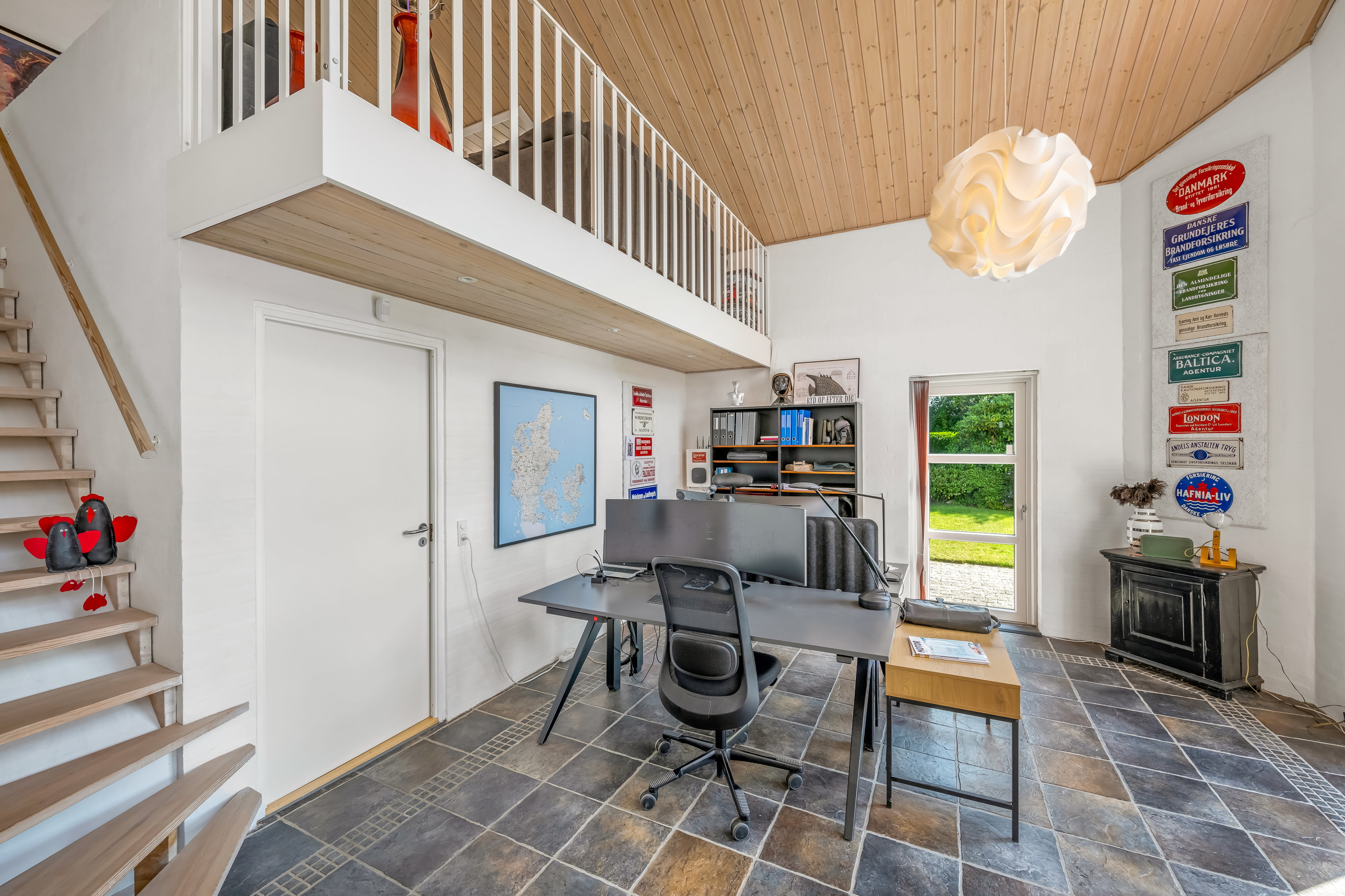 Fremhævet stue billede i fuldskærmstilstand. Billede af Langelandsgade 5, Rindum, 6950 Ringkøbing