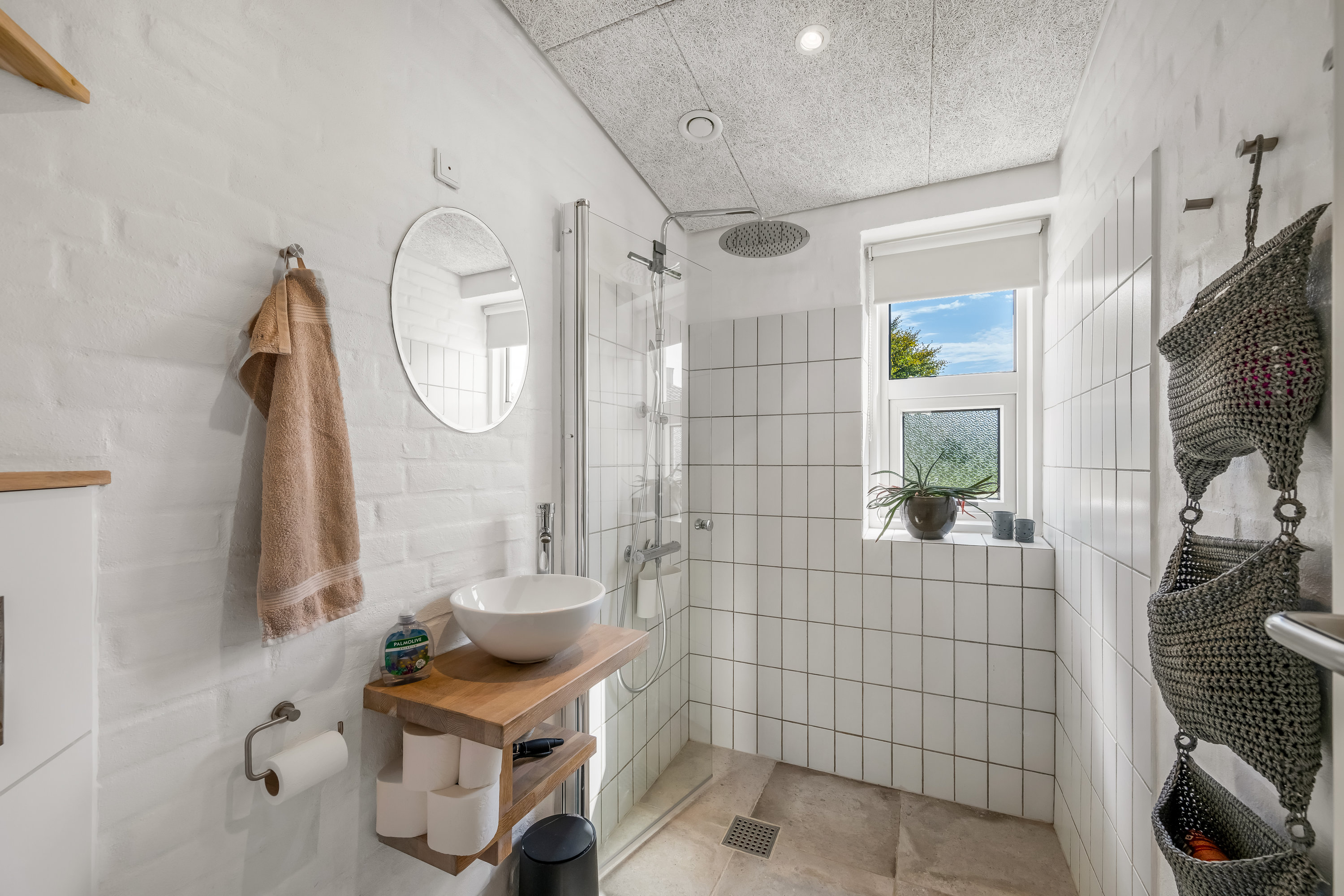 Fremhævet badeværelse billede i fuldskærmstilstand. Billede af Langelandsgade 5, Rindum, 6950 Ringkøbing