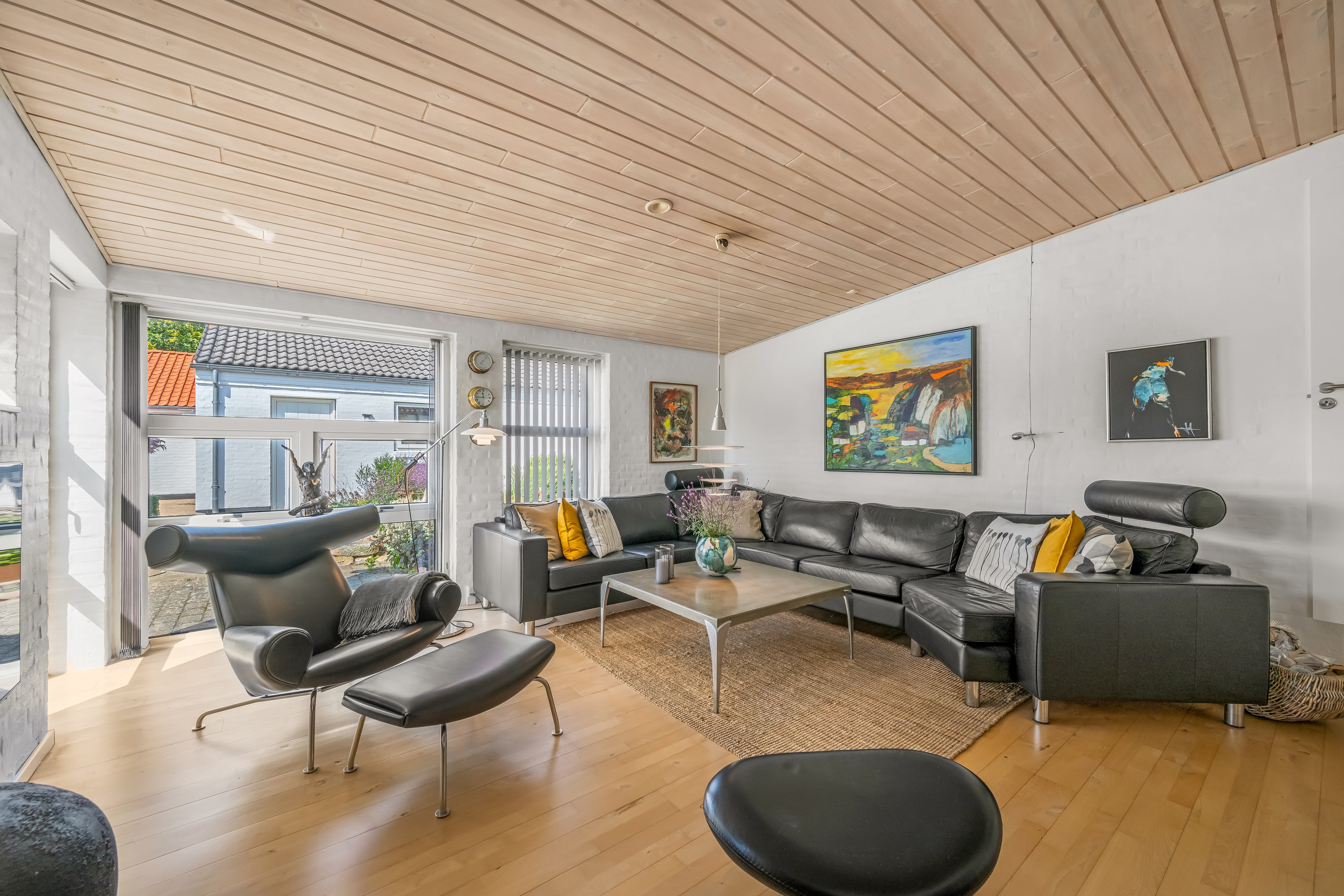 Fremhævet stue billede i fuldskærmstilstand. Billede af Langelandsgade 5, Rindum, 6950 Ringkøbing