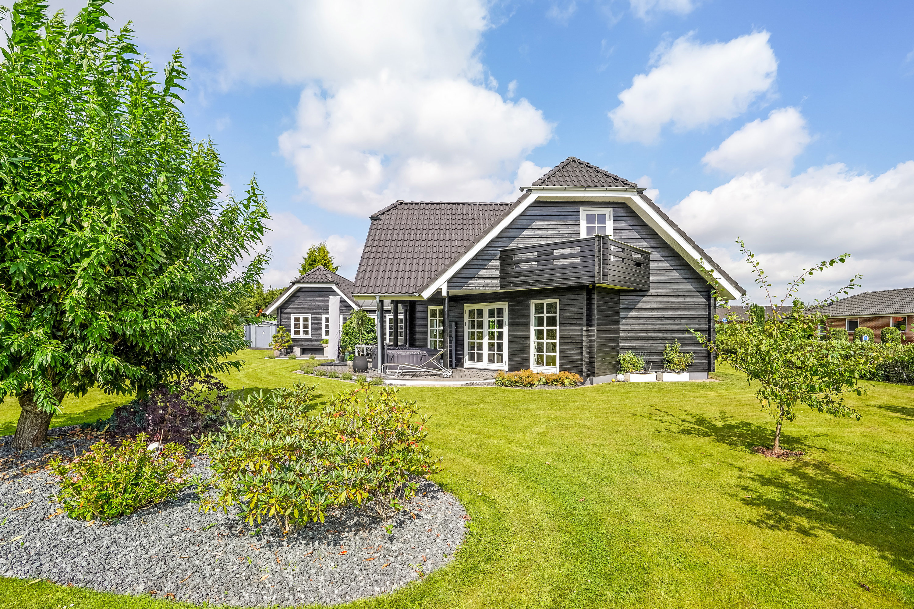 Fremhævet ejendommen billede i fuldskærmstilstand. Billede af Fåruplund 1, 7300 Jelling