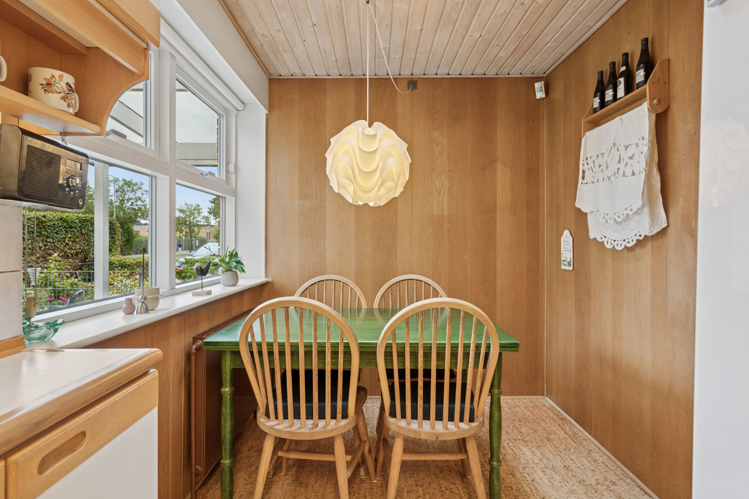 Fremhævet spiseplads billede i fuldskærmstilstand. Billede af Tybrindvænget 16, 5230 Odense M