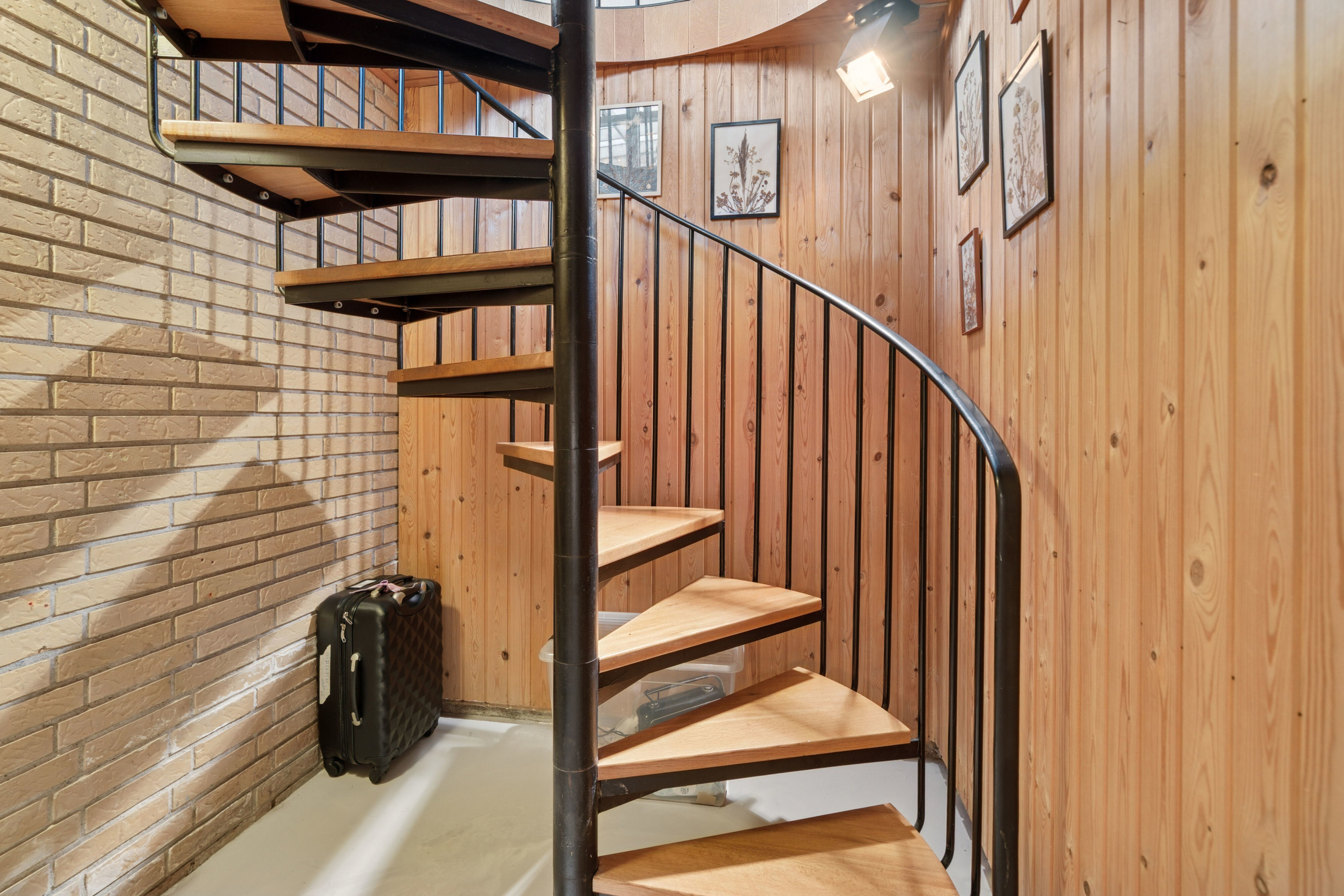 Fremhævet gang billede i fuldskærmstilstand. Billede af Tybrindvænget 16, 5230 Odense M