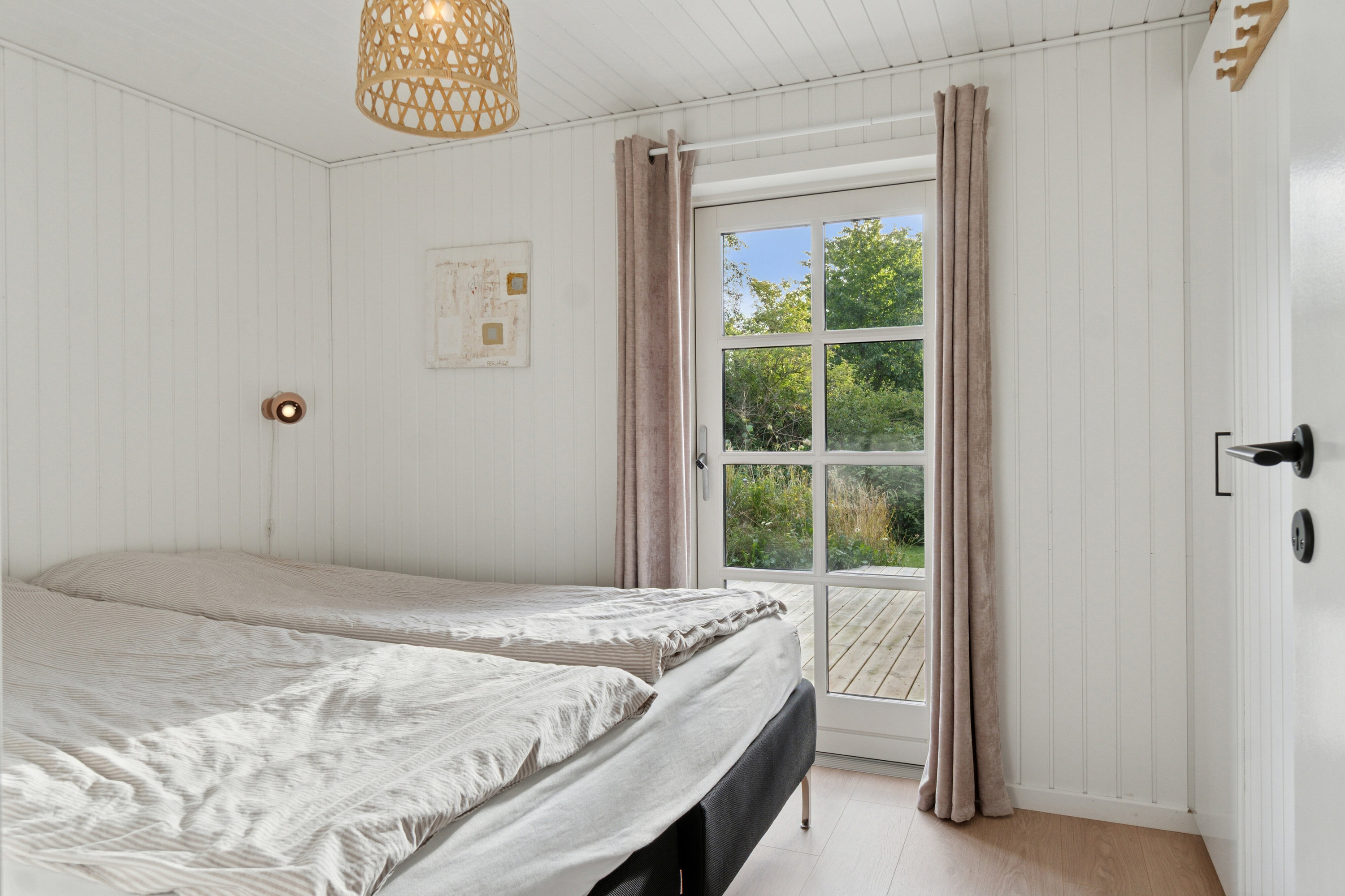 Fremhævet soveværelse billede i fuldskærmstilstand. Billede af Rødhalsevej 14, Ll Kongsmark, 4200 Slagelse