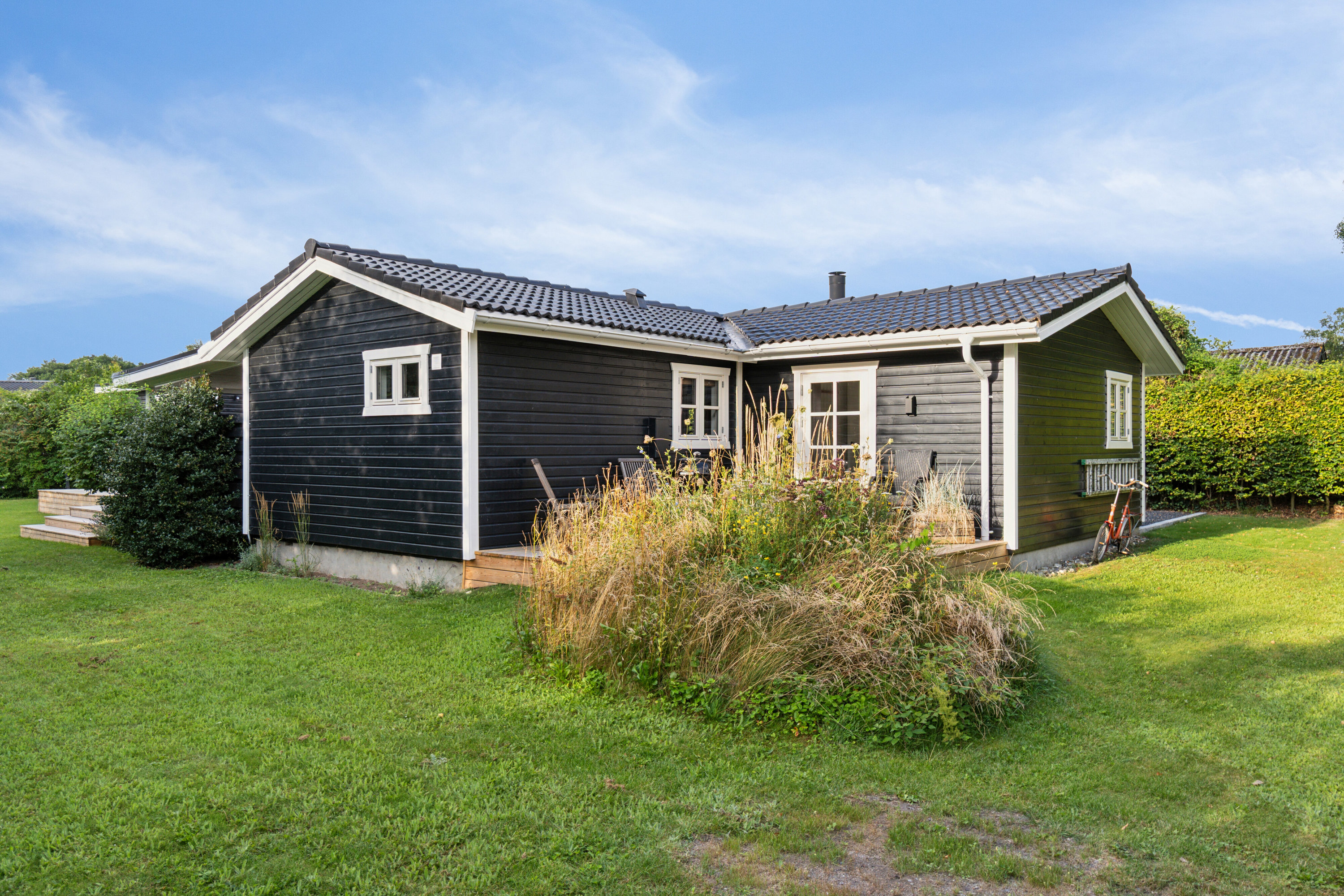 Fremhævet set fra haven billede i fuldskærmstilstand. Billede af Rødhalsevej 14, Ll Kongsmark, 4200 Slagelse