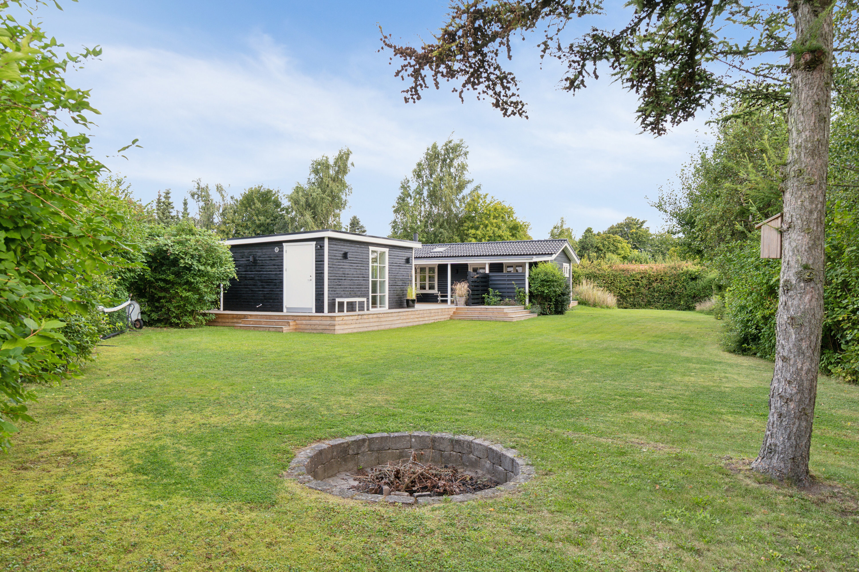 Fremhævet set fra haven billede i fuldskærmstilstand. Billede af Rødhalsevej 14, Ll Kongsmark, 4200 Slagelse