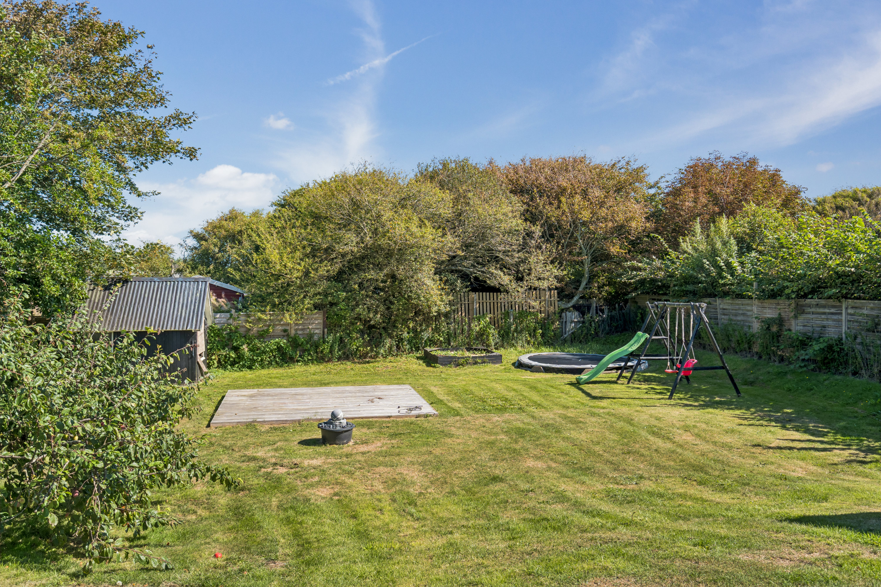 Fremhævet have billede i fuldskærmstilstand. Billede af Regnbuevej 9, 9850 Hirtshals