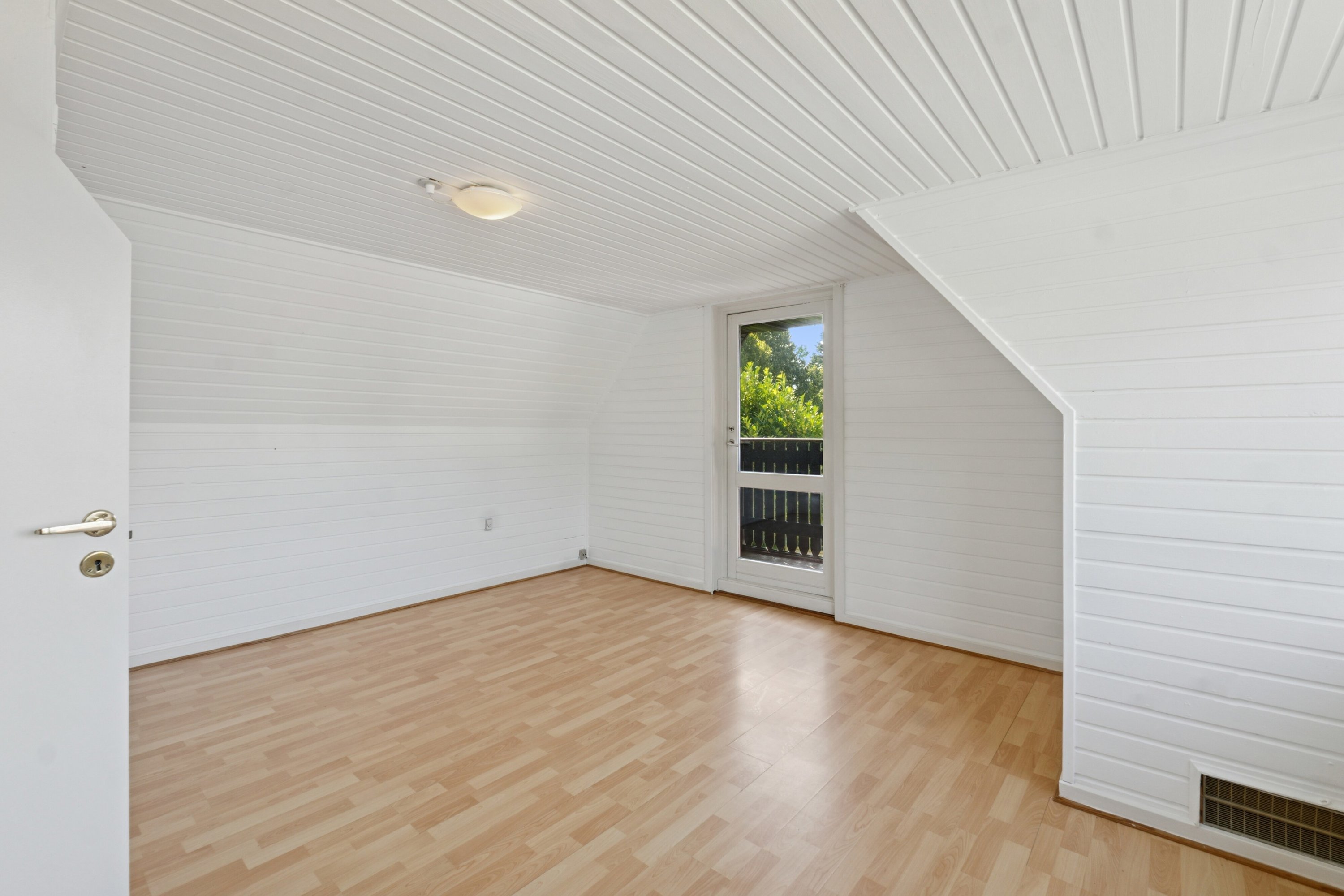 Fremhævet værelse billede i fuldskærmstilstand. Billede af Vidjekrogen 18, 5881 Skårup Fyn