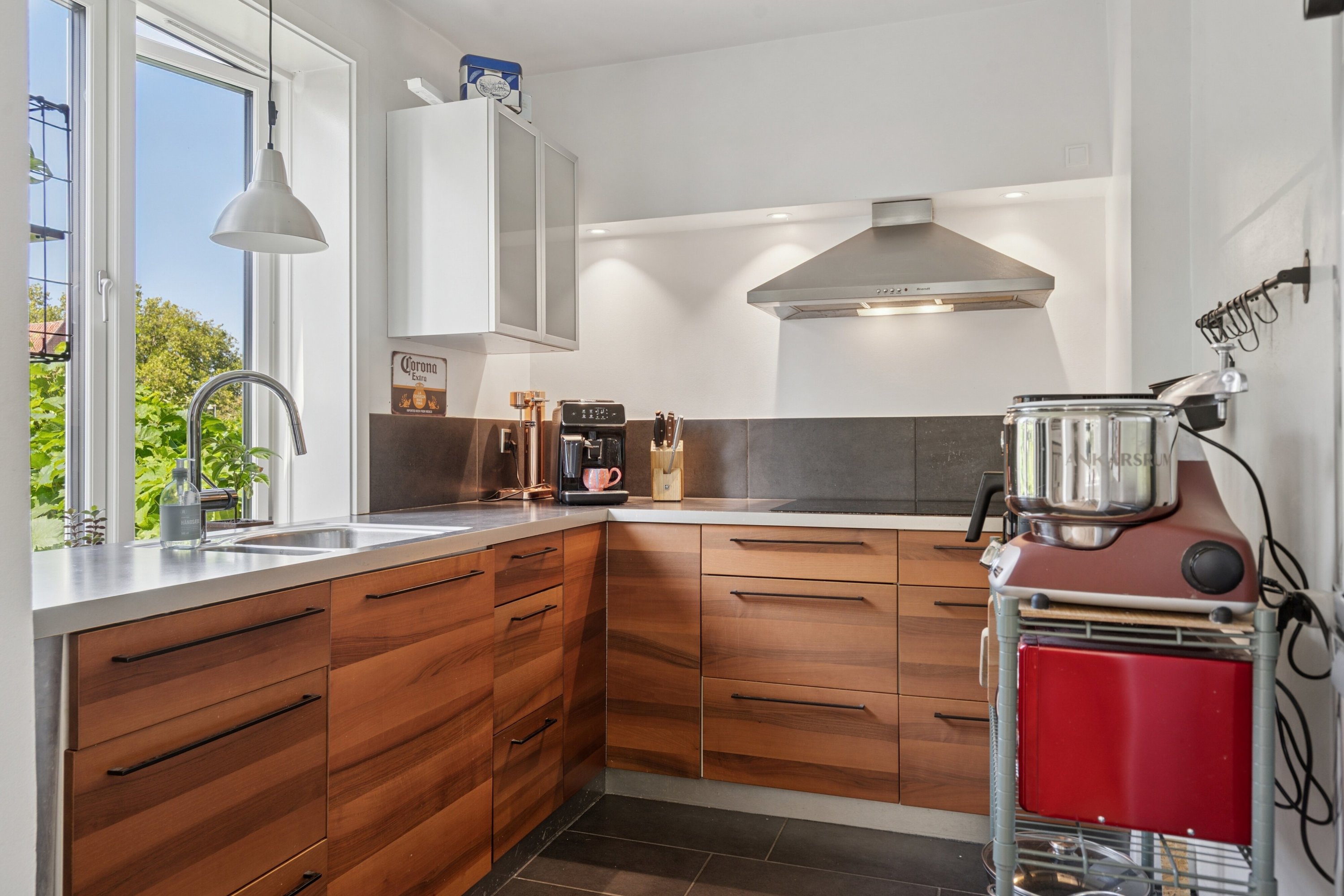 Fremhævet køkken billede i fuldskærmstilstand. Billede af Ingeborgvej 18, st.., 5000 Odense C