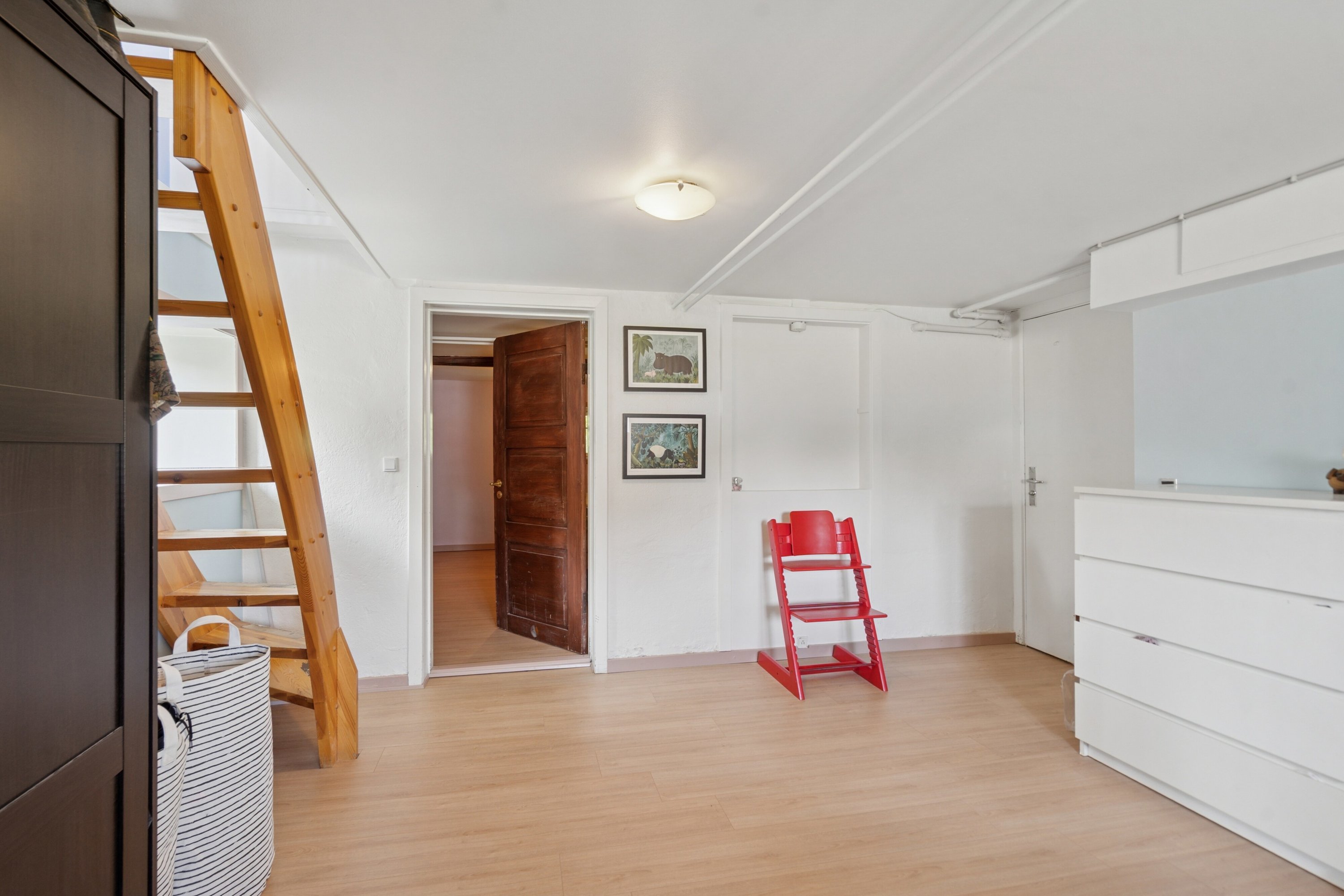 Fremhævet værelse billede i fuldskærmstilstand. Billede af Ingeborgvej 18, st.., 5000 Odense C