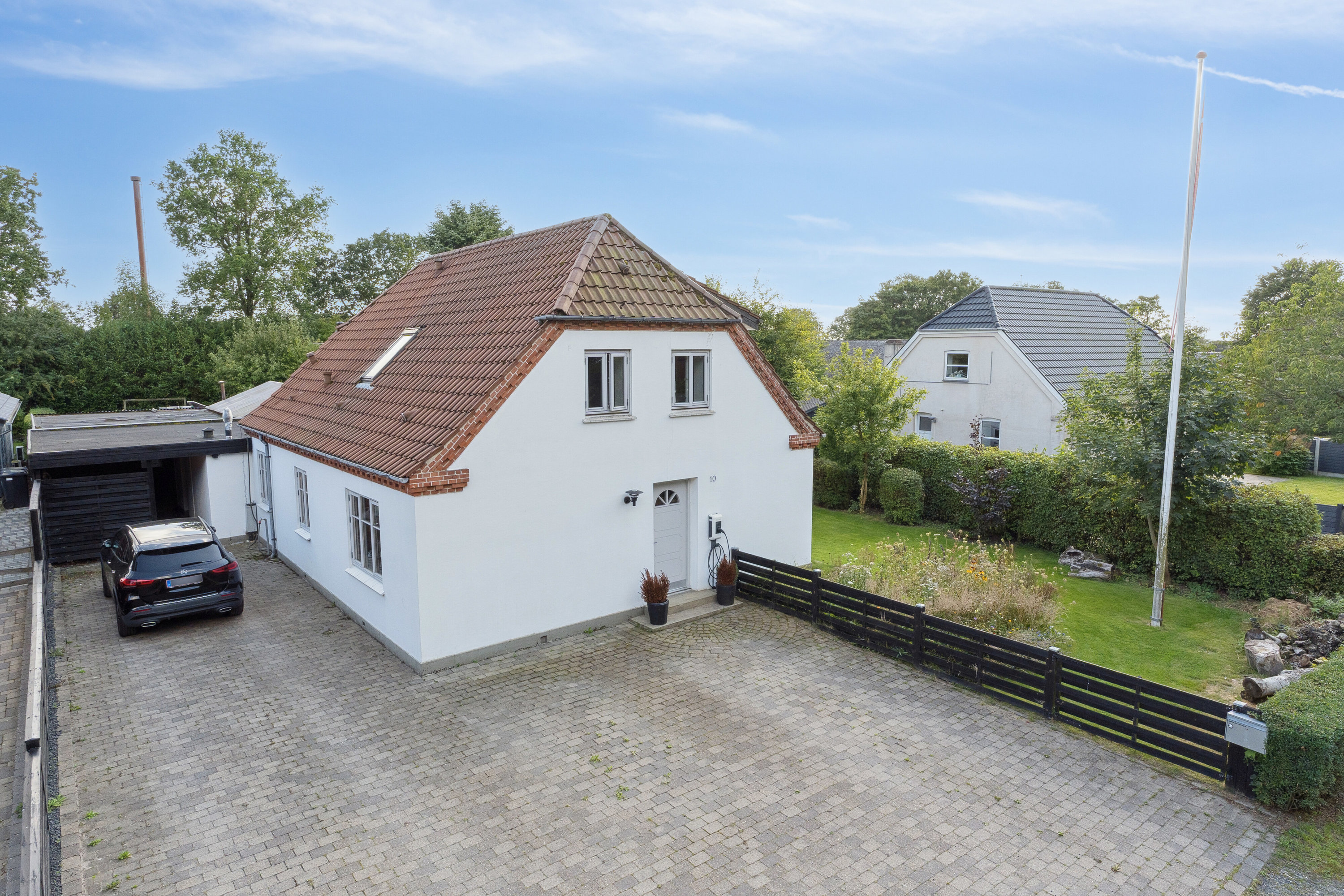 Fremhævet udendørs billede i fuldskærmstilstand. Billede af Ebstrupvej 10, 8600 Silkeborg