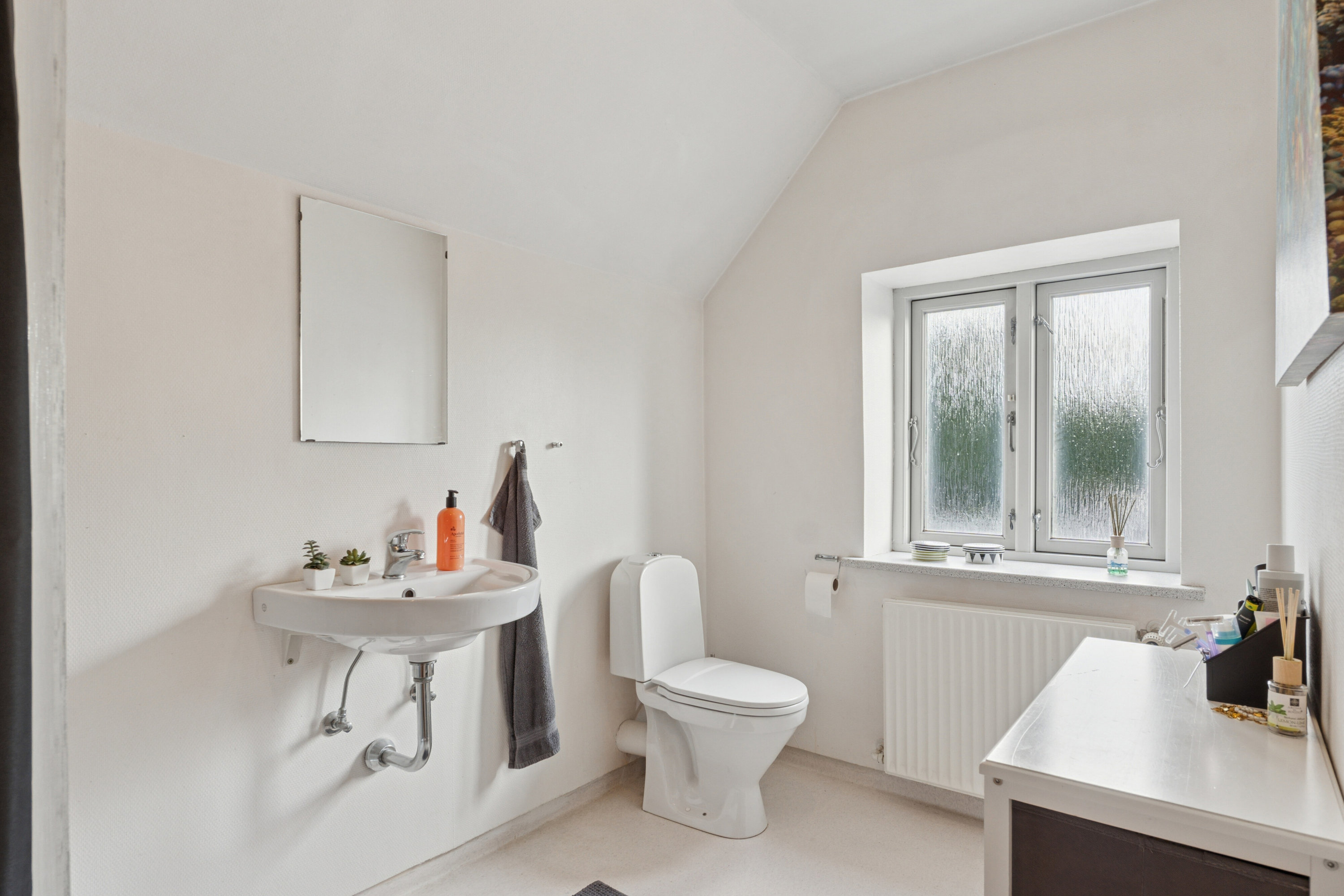 Fremhævet badeværelse billede i fuldskærmstilstand. Billede af Ebstrupvej 10, 8600 Silkeborg