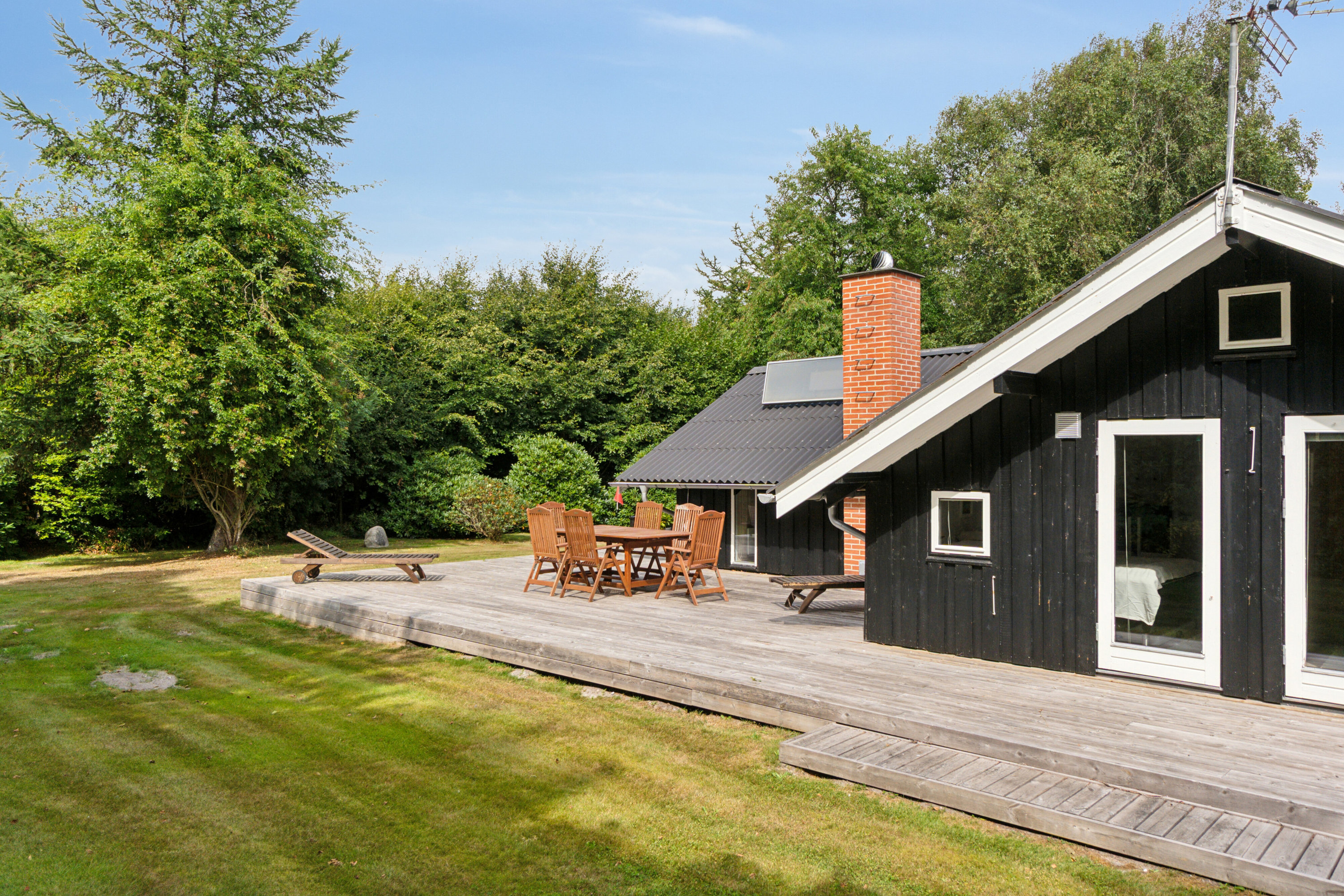 Fremhævet set fra haven billede i fuldskærmstilstand. Billede af Furvej 4, Amtoft, 7742 Vesløs