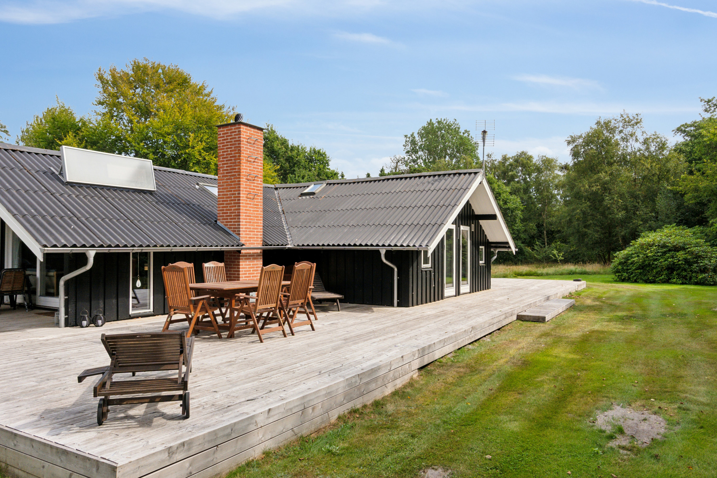 Fremhævet set fra haven billede i fuldskærmstilstand. Billede af Furvej 4, Amtoft, 7742 Vesløs