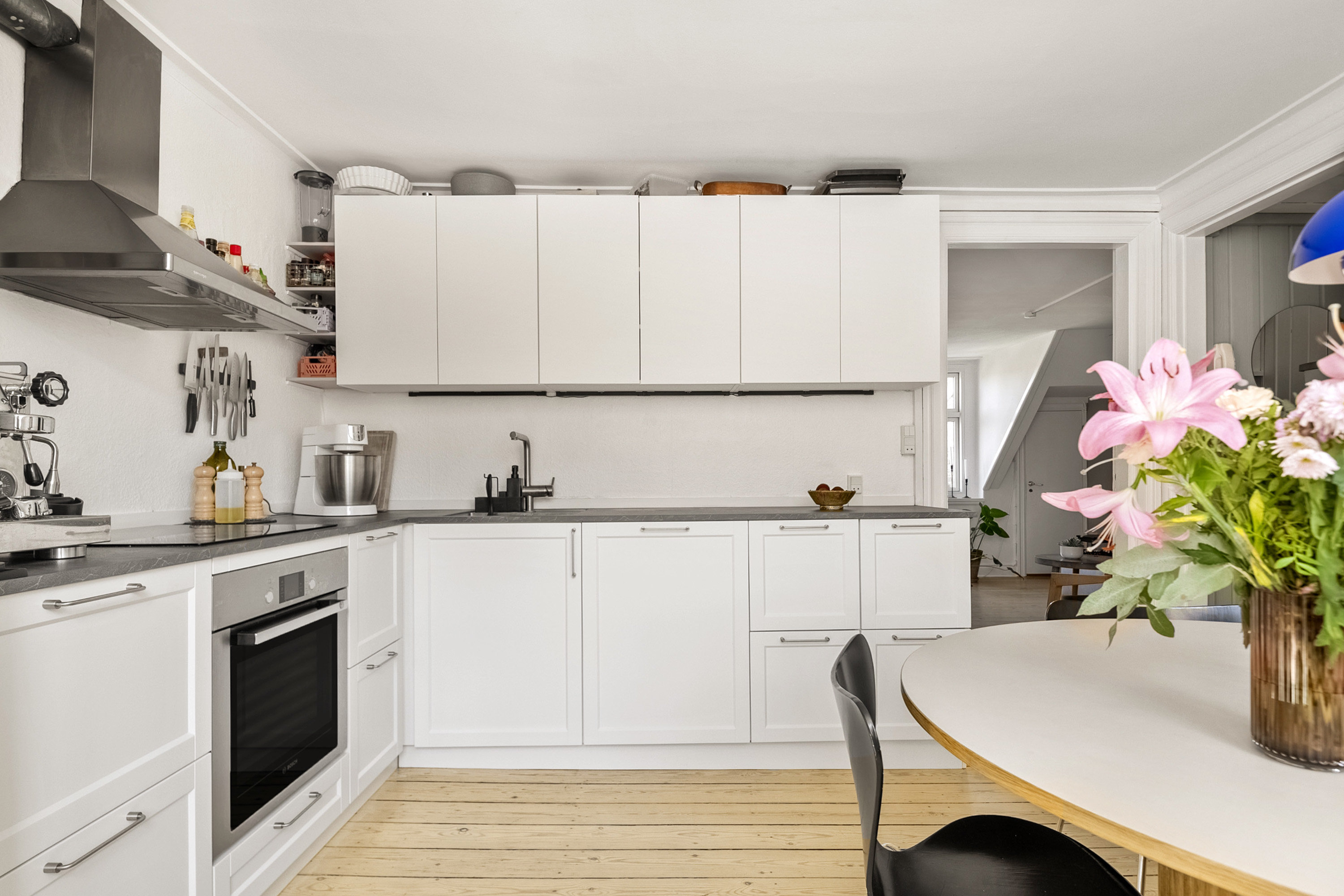 Fremhævet køkken billede i fuldskærmstilstand. Billede af Peder Skrams Gade 16, 3., Trøjborg , 8200 Aarhus N