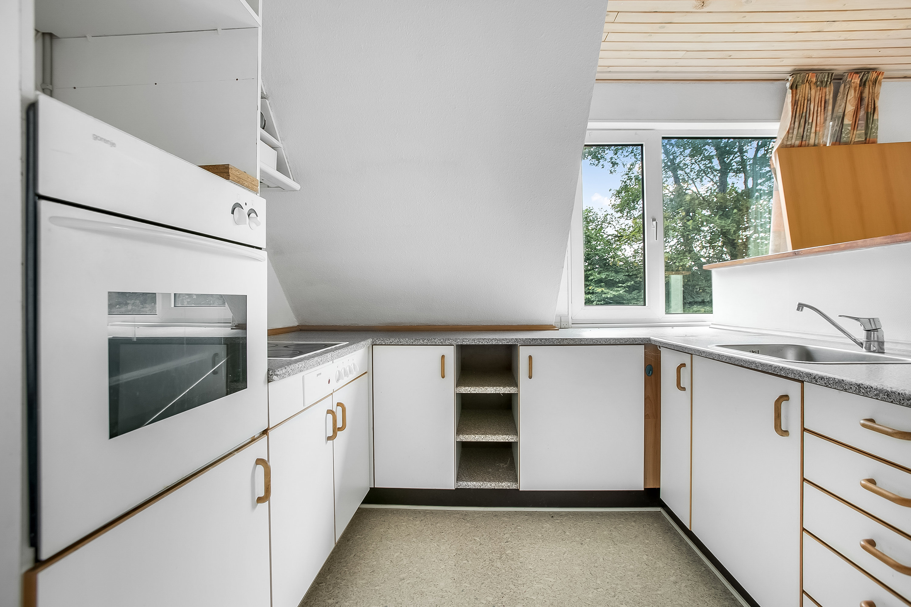 Fremhævet køkken billede i fuldskærmstilstand. Billede af Nagbølvej 5, 6580 Vamdrup