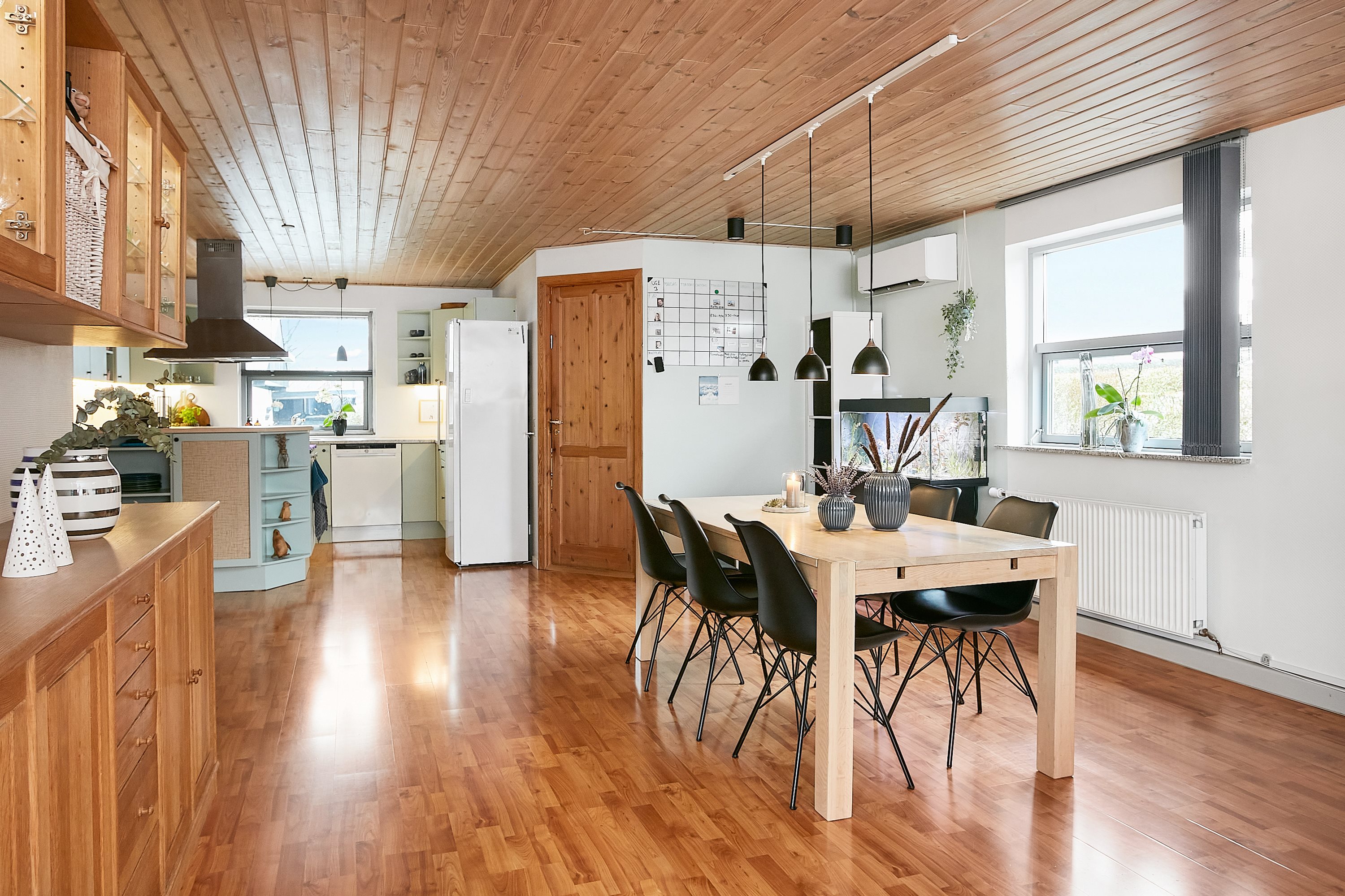 Fremhævet alrum billede i fuldskærmstilstand. Billede af Bakkevænget 19, Tvingstrup, 8700 Horsens