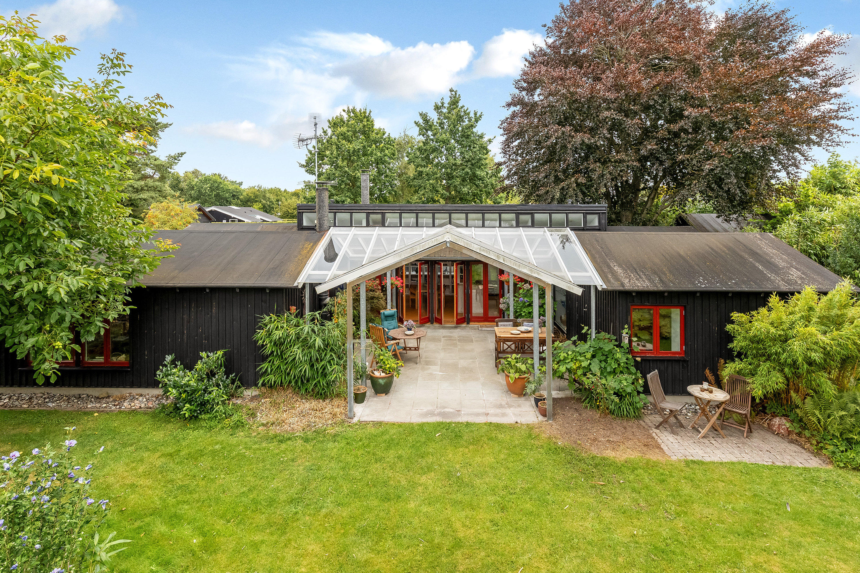 Fremhævet ejendommen billede i fuldskærmstilstand. Billede af Munkehøjvej 7, 3250 Gilleleje