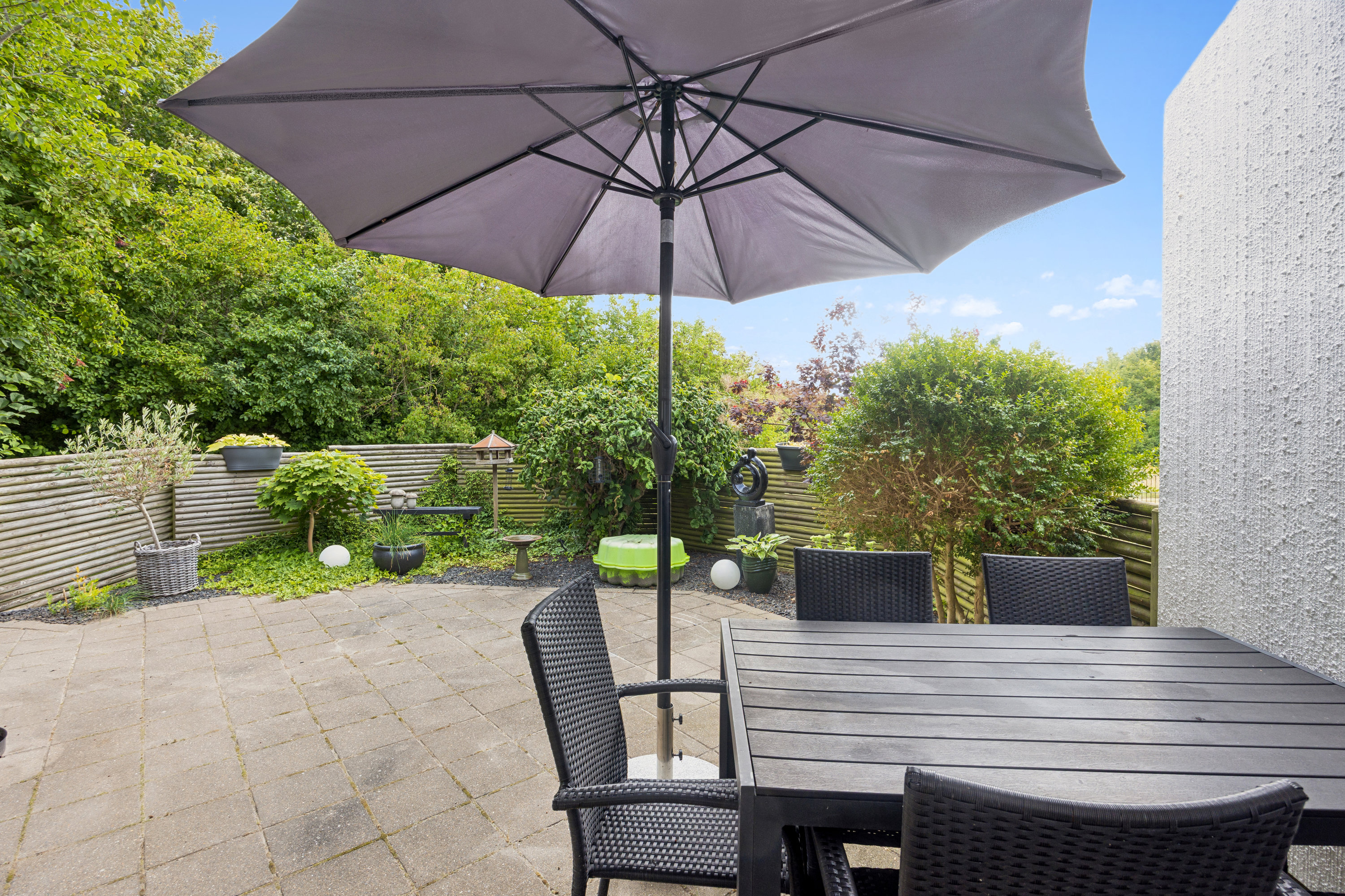 Fremhævet terrasse billede i fuldskærmstilstand. Billede af Herningvej 105, 9220 Aalborg Øst