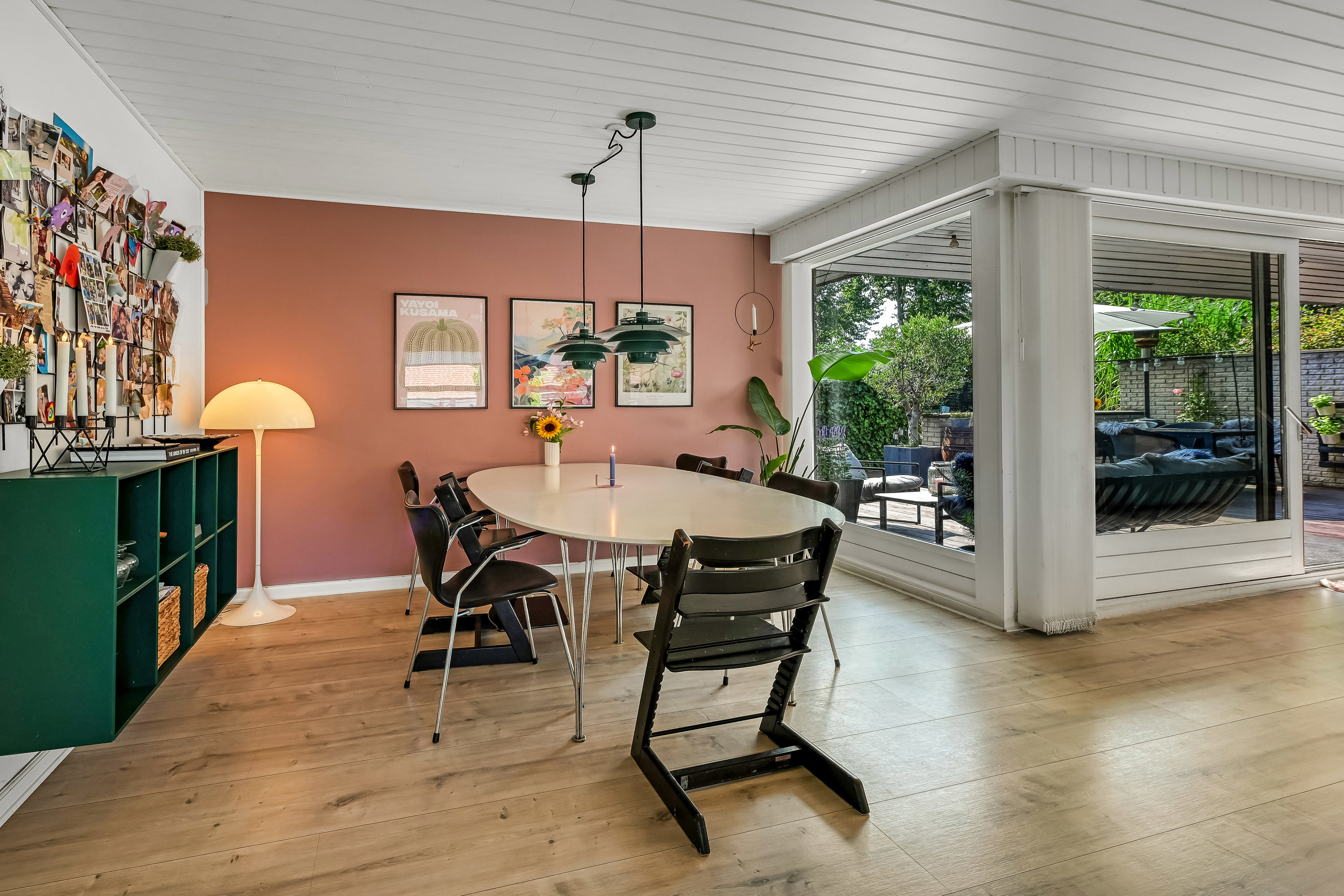 Fremhævet stue billede i fuldskærmstilstand. Billede af Toften 11, 7190 Billund