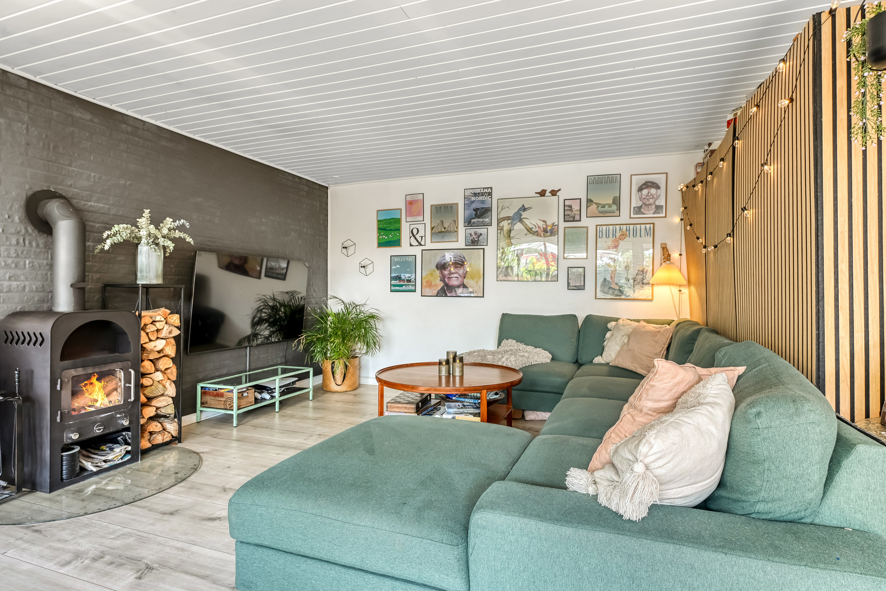 Fremhævet stue billede i fuldskærmstilstand. Billede af Toften 11, 7190 Billund